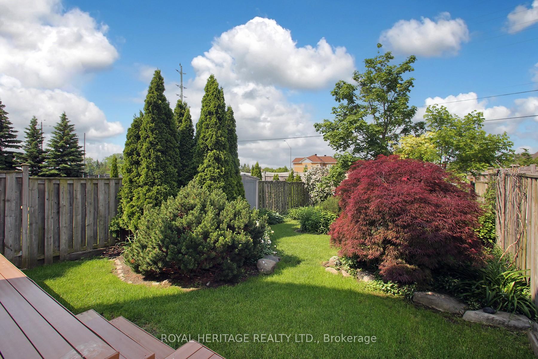Photo 26 of 70 Longueuil Place, Whitby, Pringle Creek — HOMEH