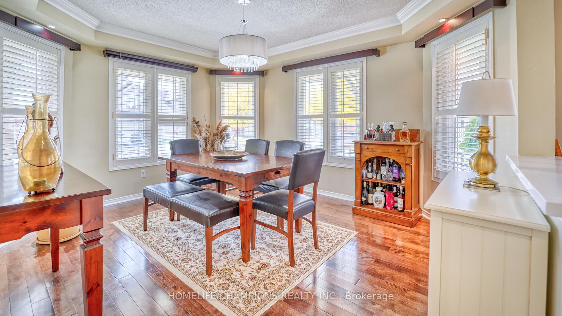 Photo 6 of 100 Russell Jarvis Drive, Markham, Legacy — HOMEH