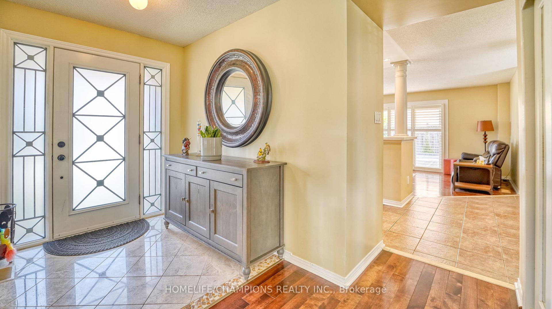 Photo 10 of 100 Russell Jarvis Drive, Markham, Legacy — HOMEH