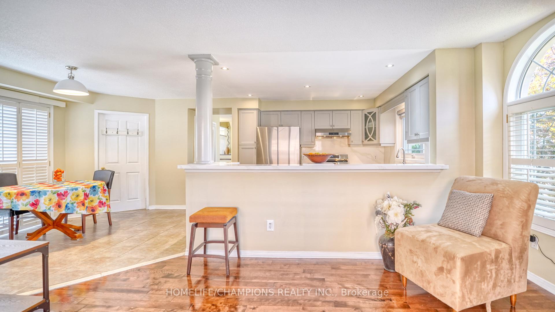 Photo 12 of 100 Russell Jarvis Drive, Markham, Legacy — HOMEH