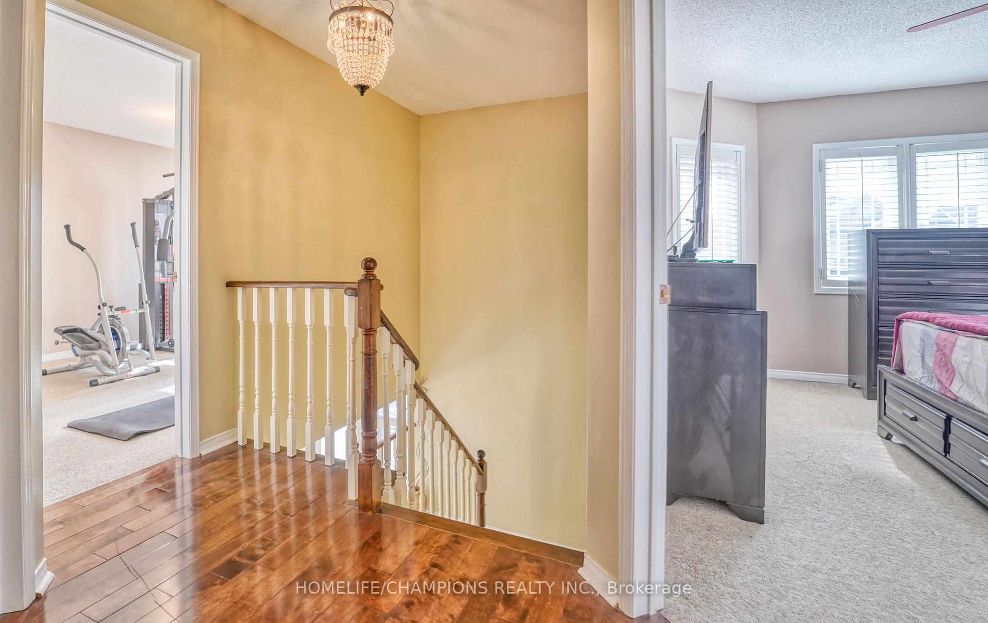 Photo 20 of 100 Russell Jarvis Drive, Markham, Legacy — HOMEH