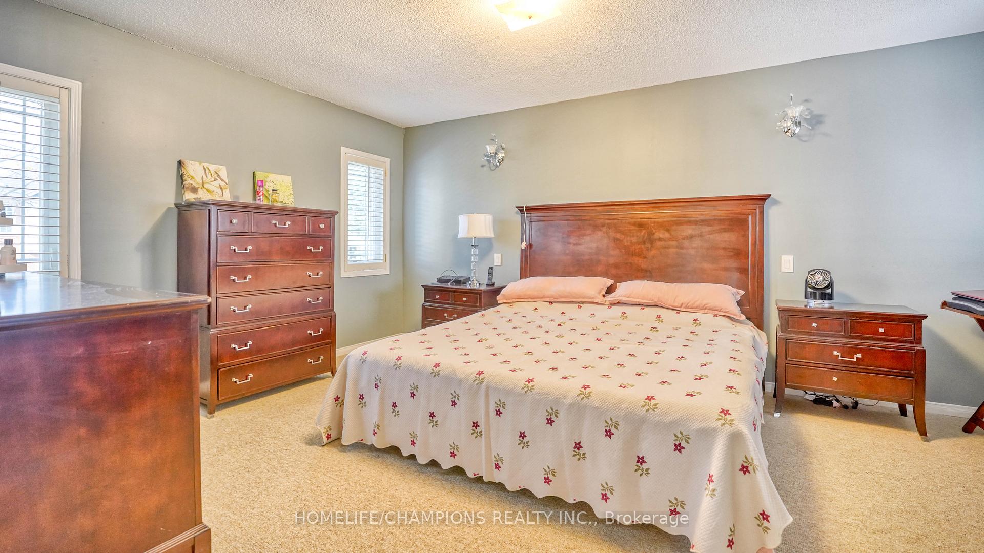 Photo 21 of 100 Russell Jarvis Drive, Markham, Legacy — HOMEH