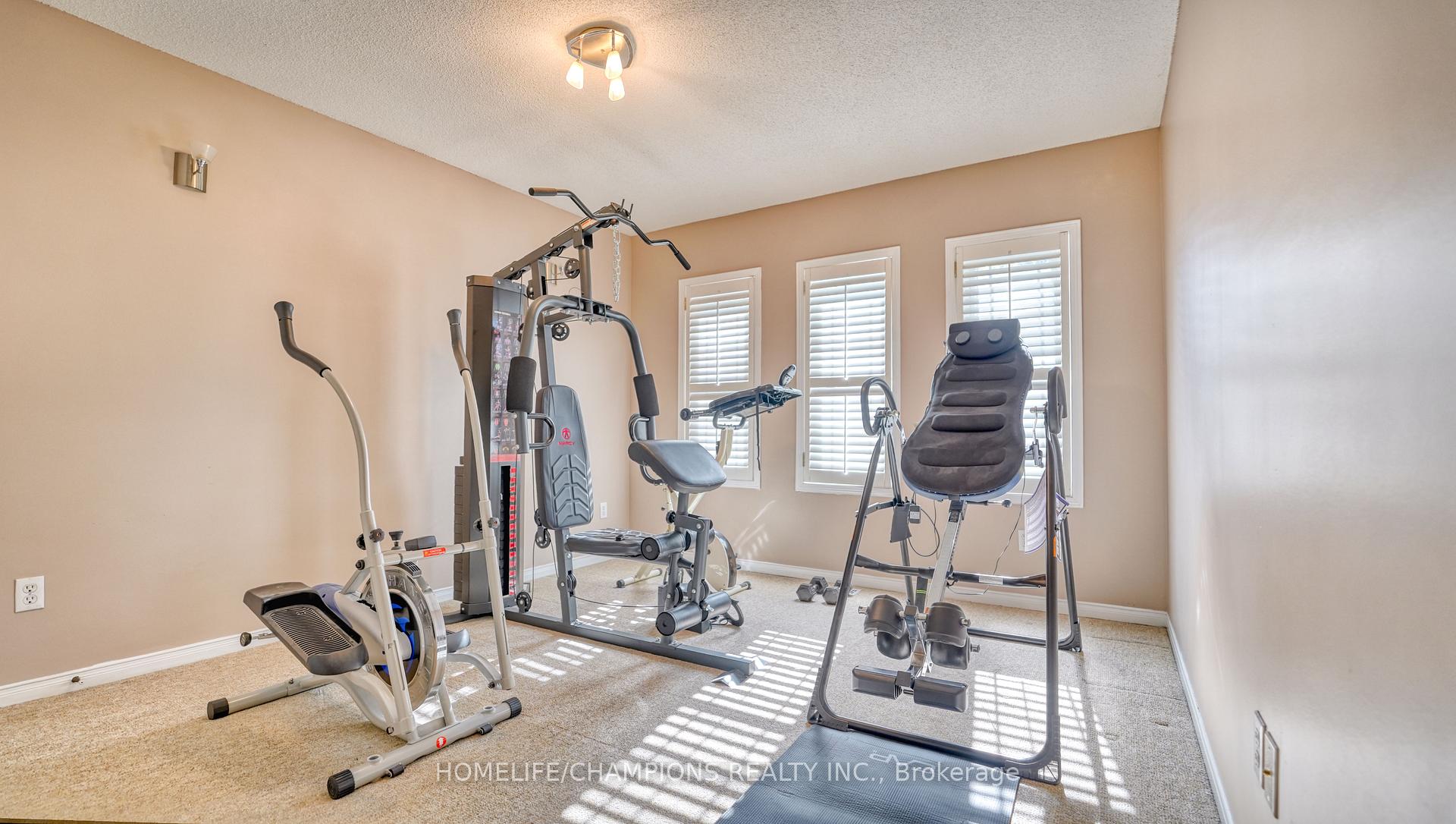 Photo 27 of 100 Russell Jarvis Drive, Markham, Legacy — HOMEH