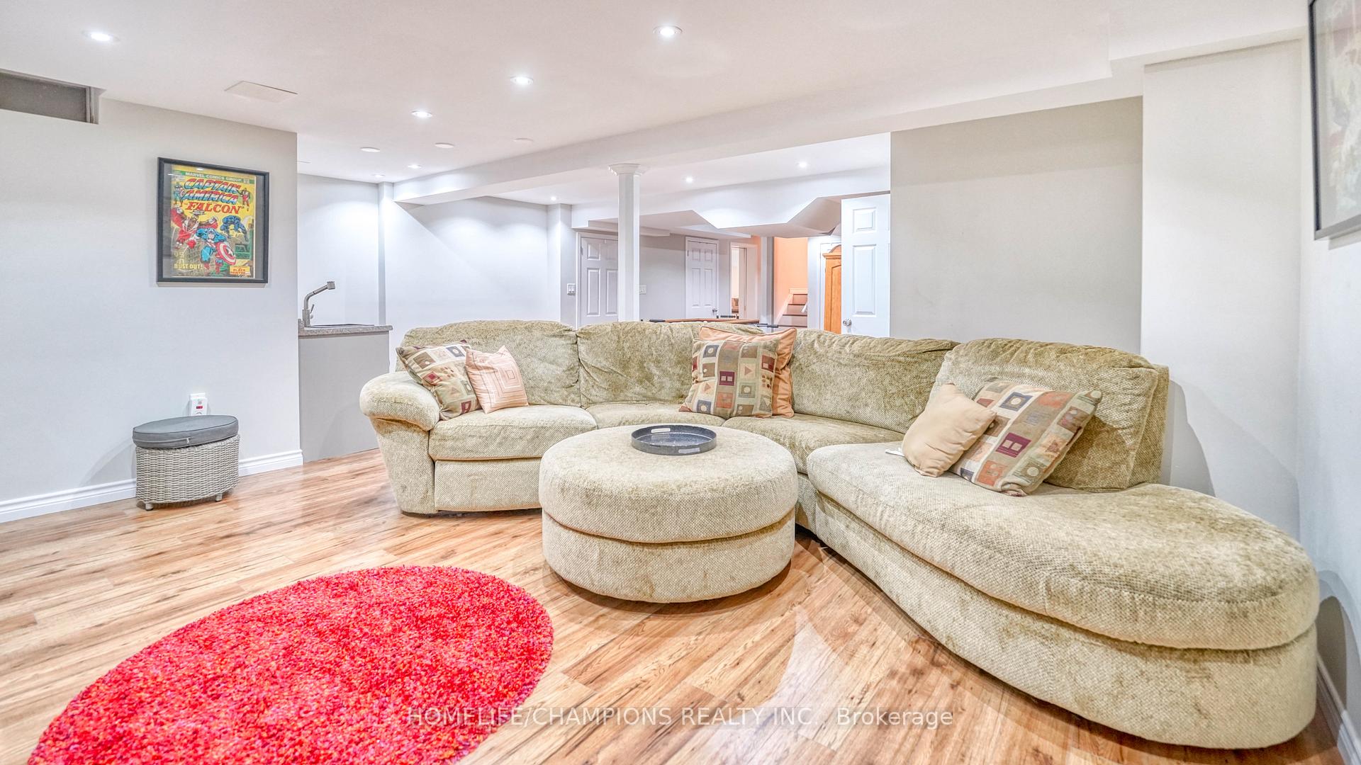 Photo 34 of 100 Russell Jarvis Drive, Markham, Legacy — HOMEH