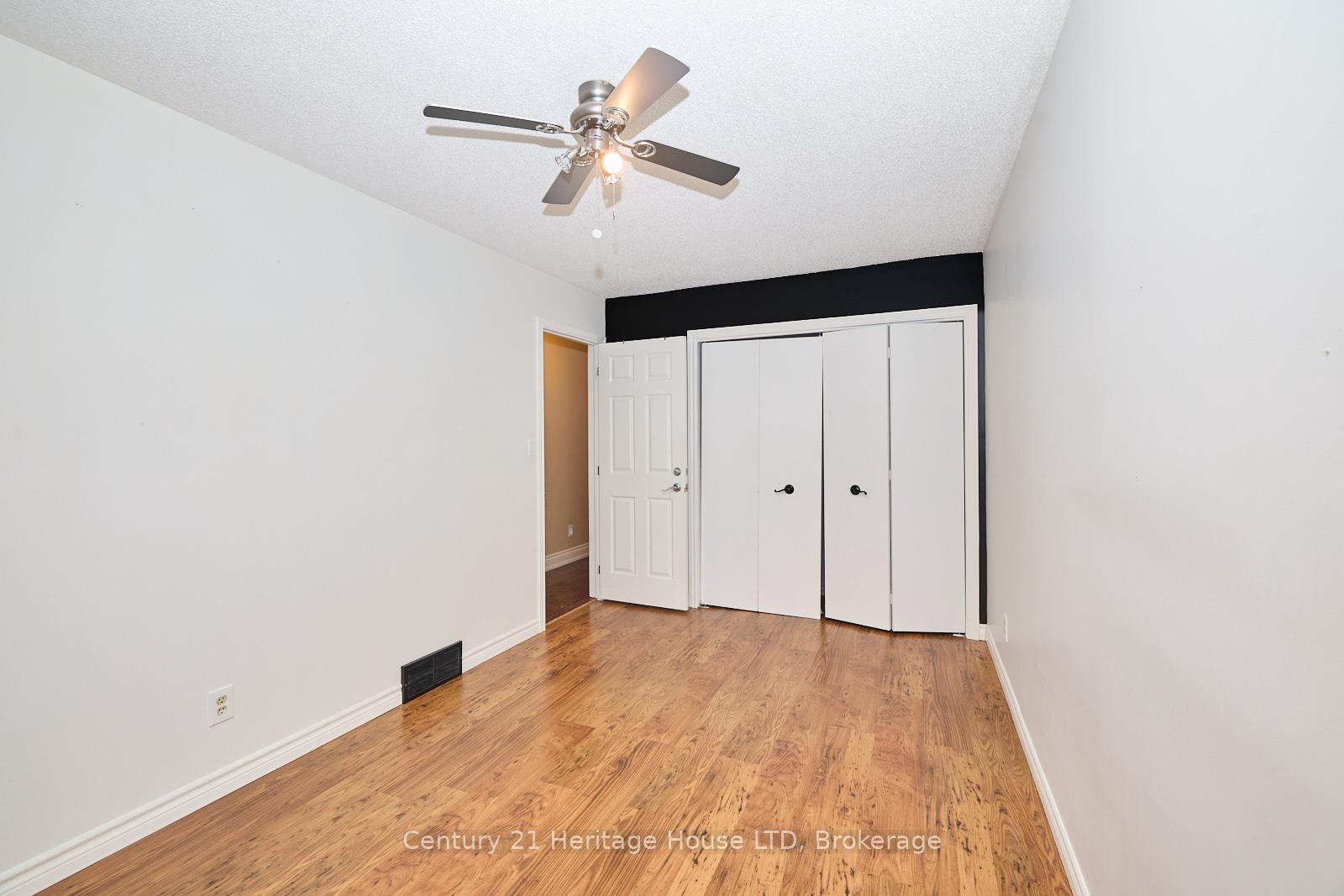 Photo 15 of 27 Mayfair Drive, Welland, Broadway — HOMEH