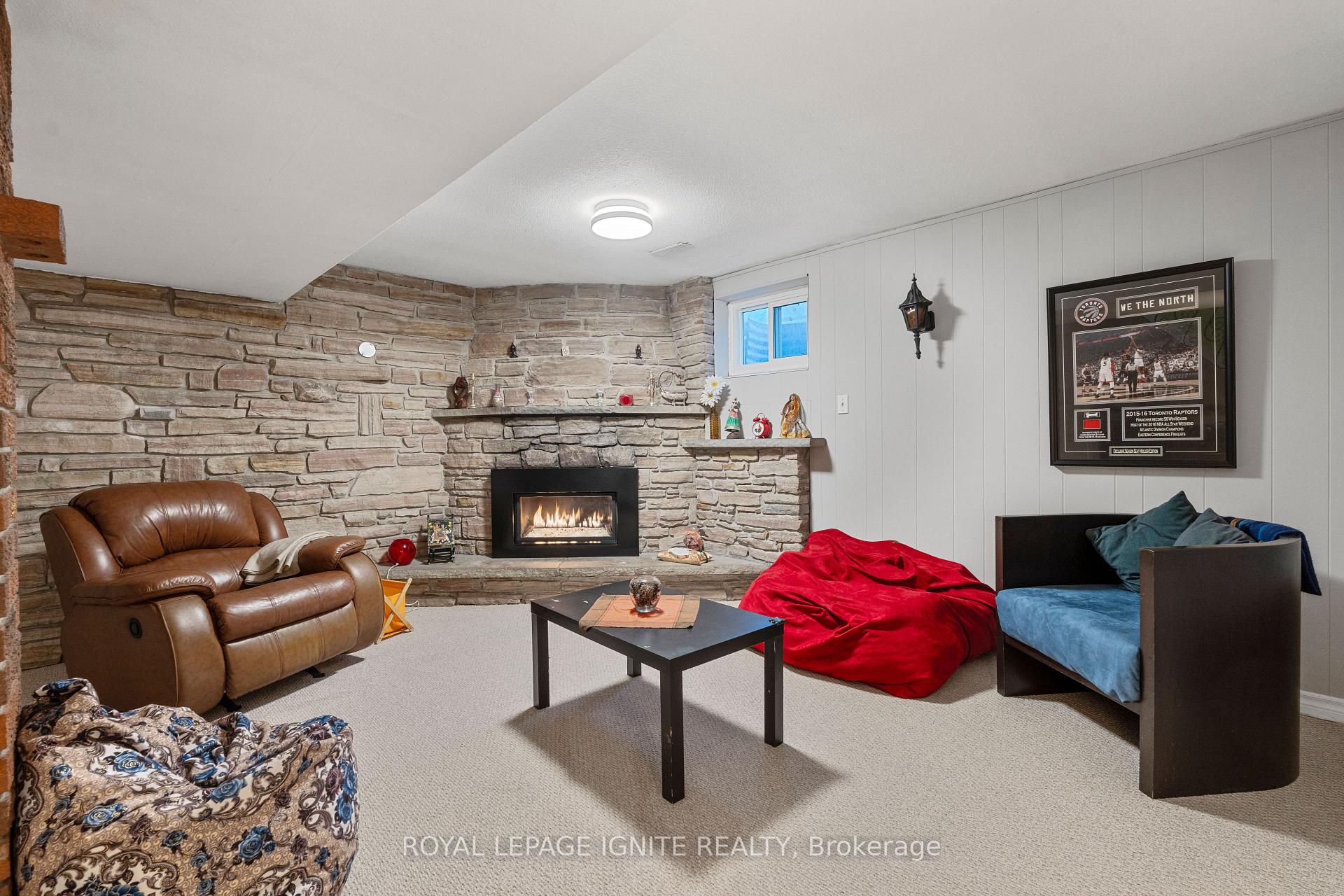 Photo 6 of 44 Coral Harbour Crescent, Markham, Bayview Fairway-Bayview Country Club Estates — HOMEH