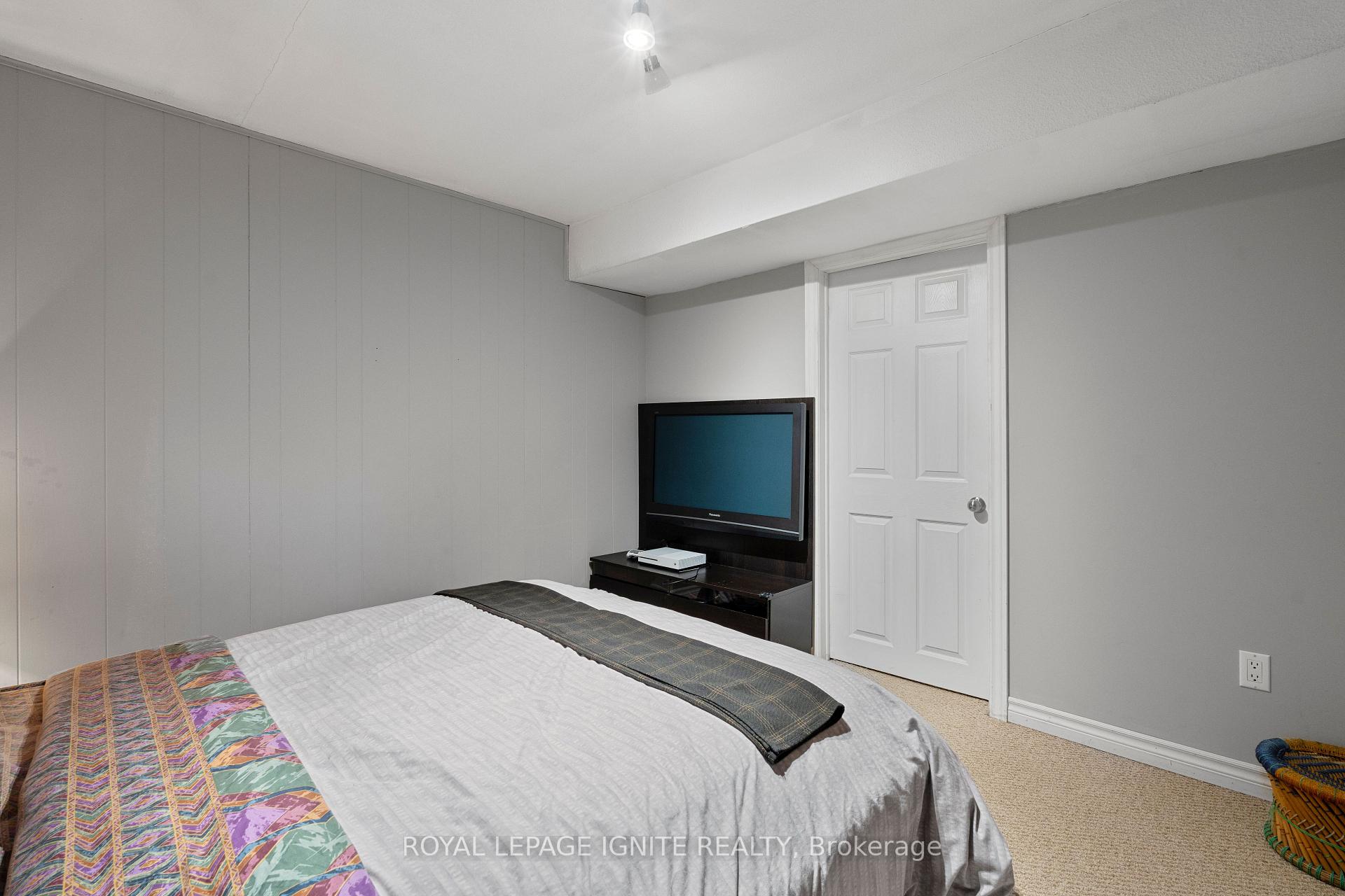 Photo 8 of 44 Coral Harbour Crescent, Markham, Bayview Fairway-Bayview Country Club Estates — HOMEH