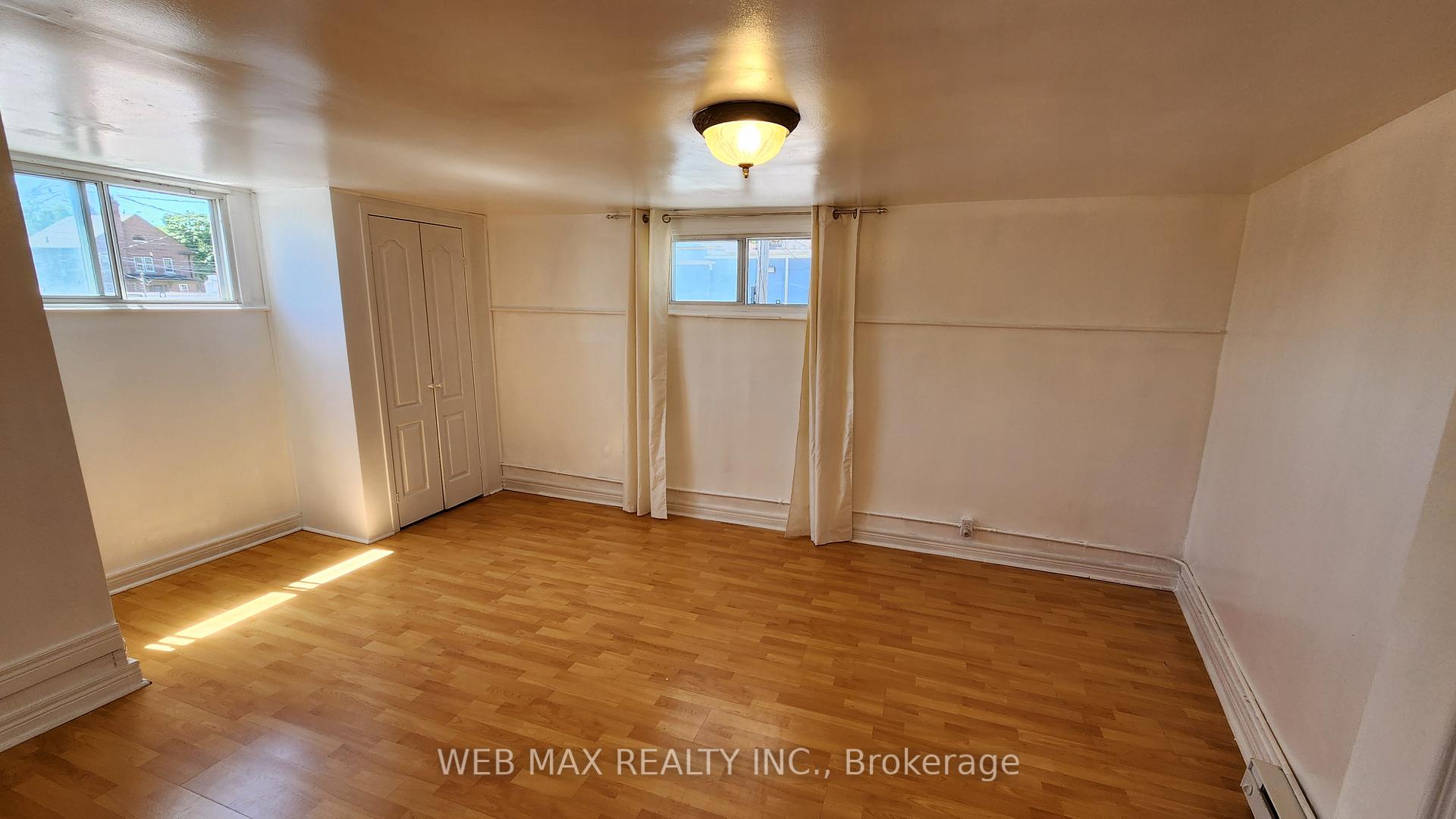 Photo 8 of Unit 3, 116 Brock Street S, Whitby, Downtown Whitby — HOMEH