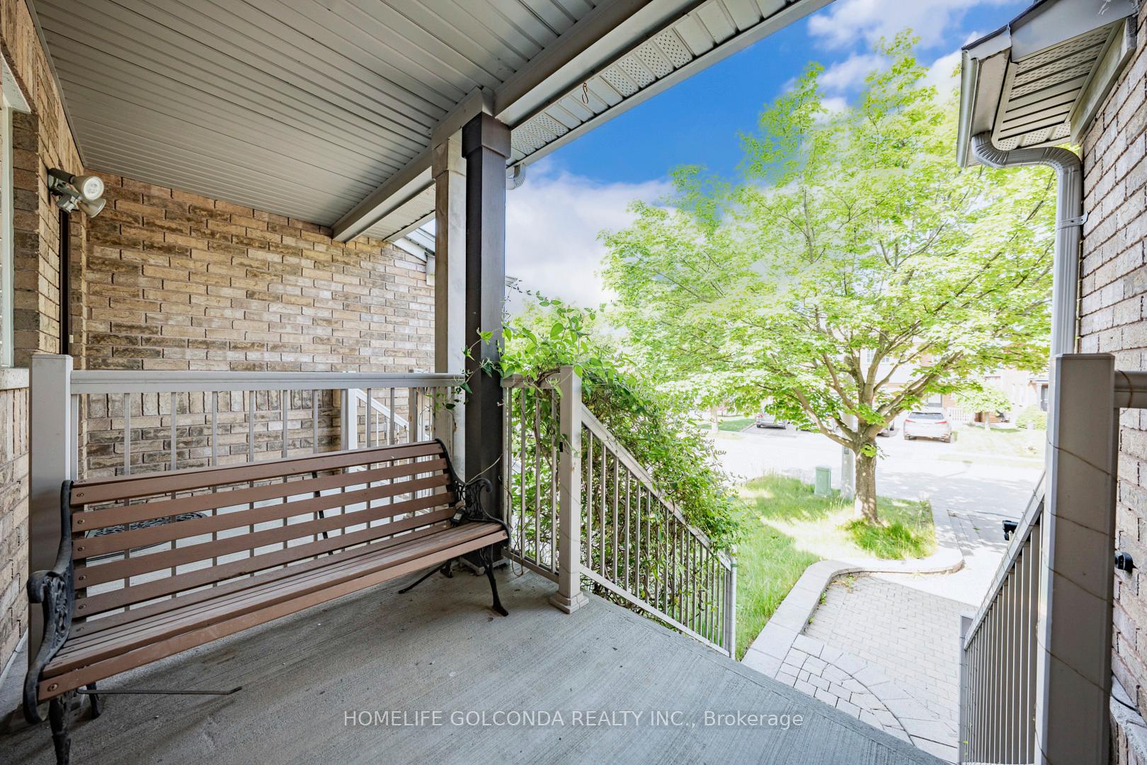 Photo 4 of 77 Harmony Road, Vaughan, Patterson — HOMEH