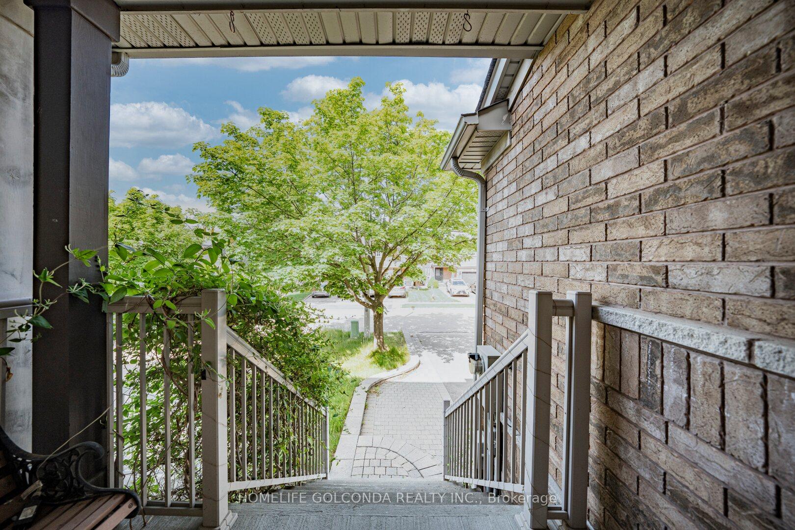 Photo 5 of 77 Harmony Road, Vaughan, Patterson — HOMEH