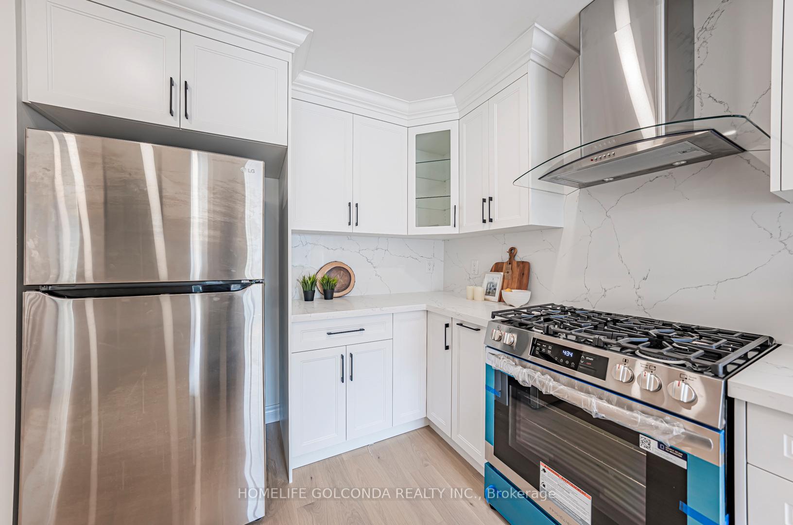 Photo 13 of 77 Harmony Road, Vaughan, Patterson — HOMEH