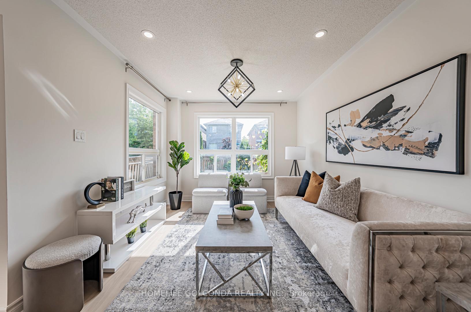 Photo 16 of 77 Harmony Road, Vaughan, Patterson — HOMEH