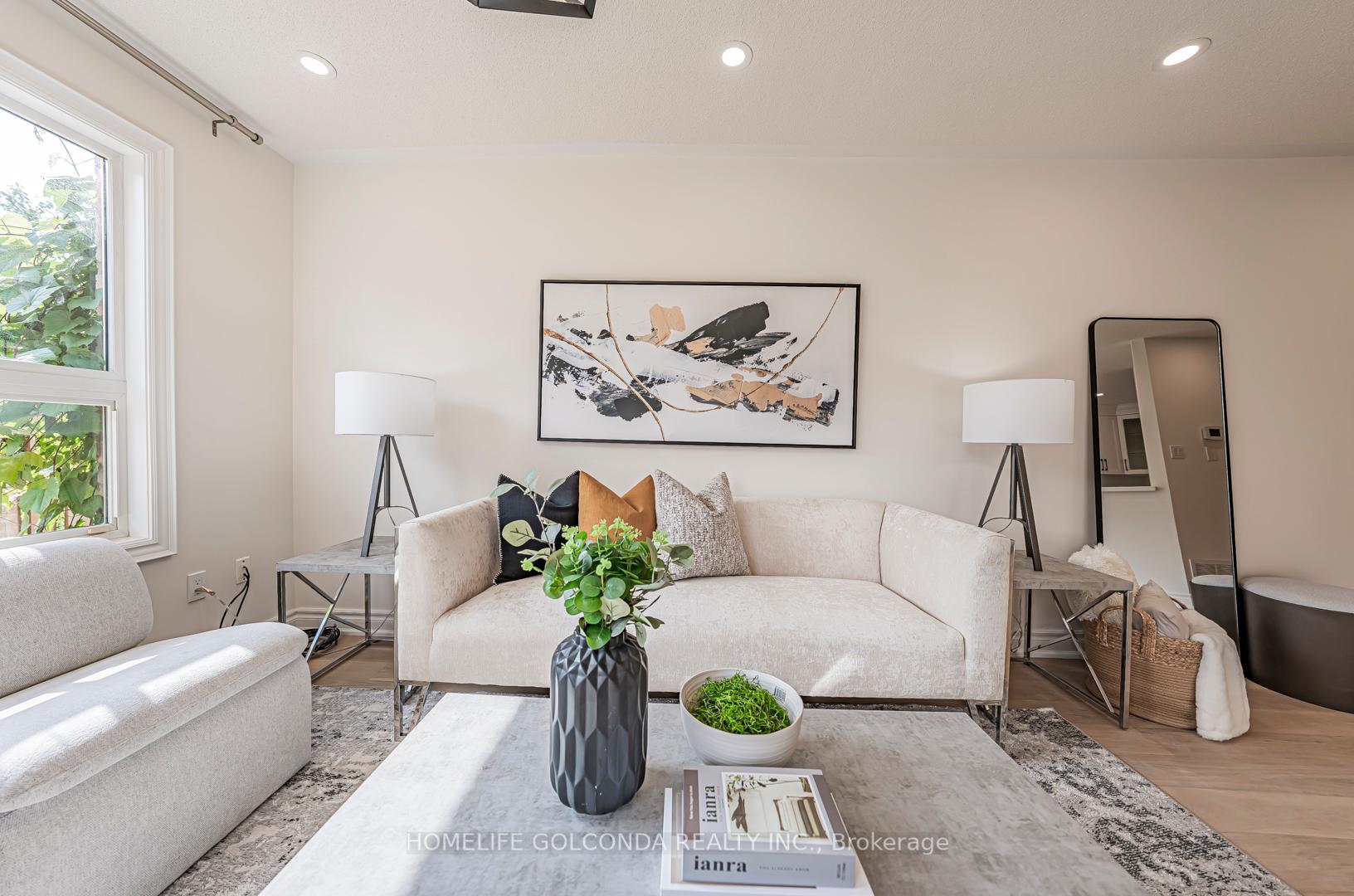 Photo 25 of 77 Harmony Road, Vaughan, Patterson — HOMEH