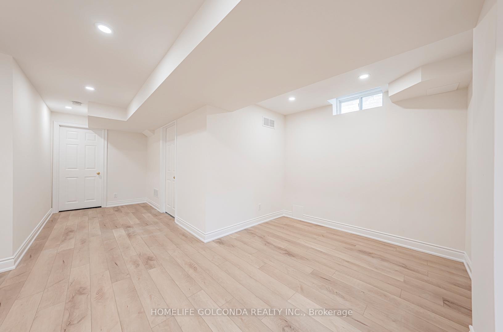 Photo 35 of 77 Harmony Road, Vaughan, Patterson — HOMEH