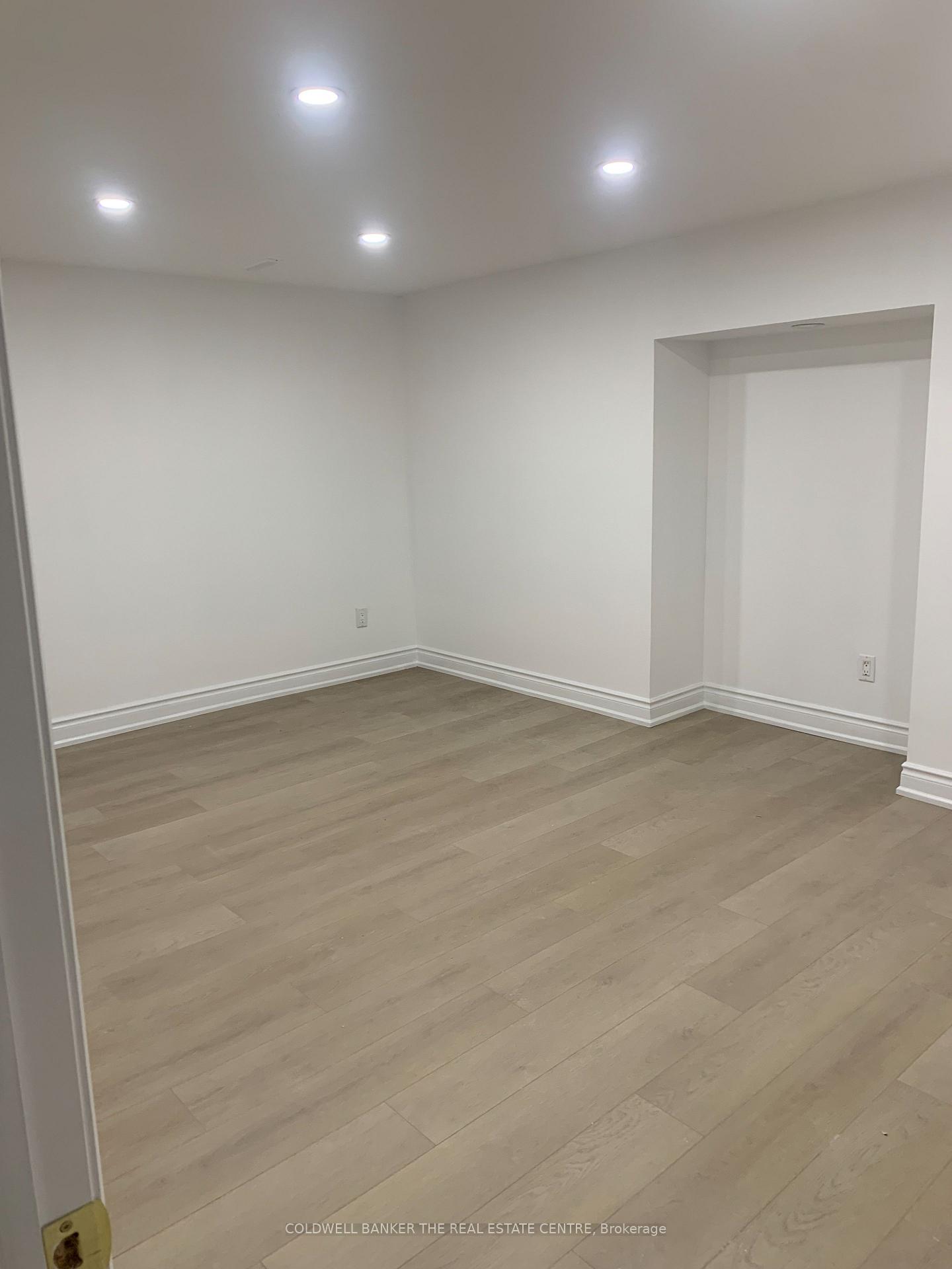 Photo 7 of Unit Basement, 21 Hawkstone Crescent, Whitby, Blue Grass Meadows — HOMEH