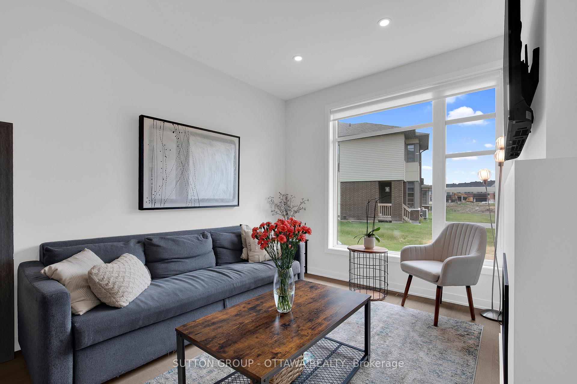Photo 17 of 737 Acai Way, Ottawa, Riverside South/Gloucester Glen — HOMEH