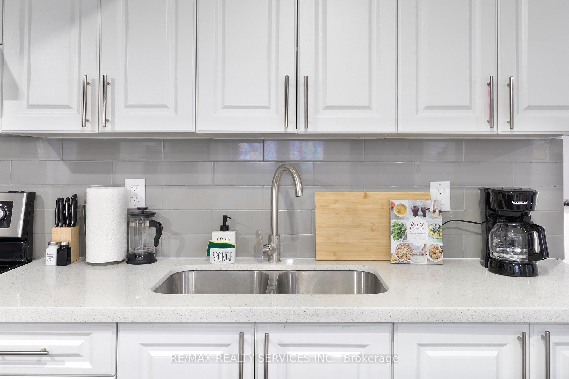 Photo 4 of 5 Upperview Place, Whitby, Taunton North — HOMEH
