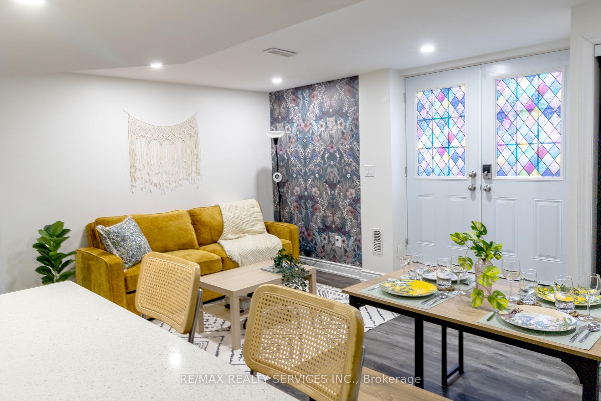 Photo 10 of 5 Upperview Place, Whitby, Taunton North — HOMEH