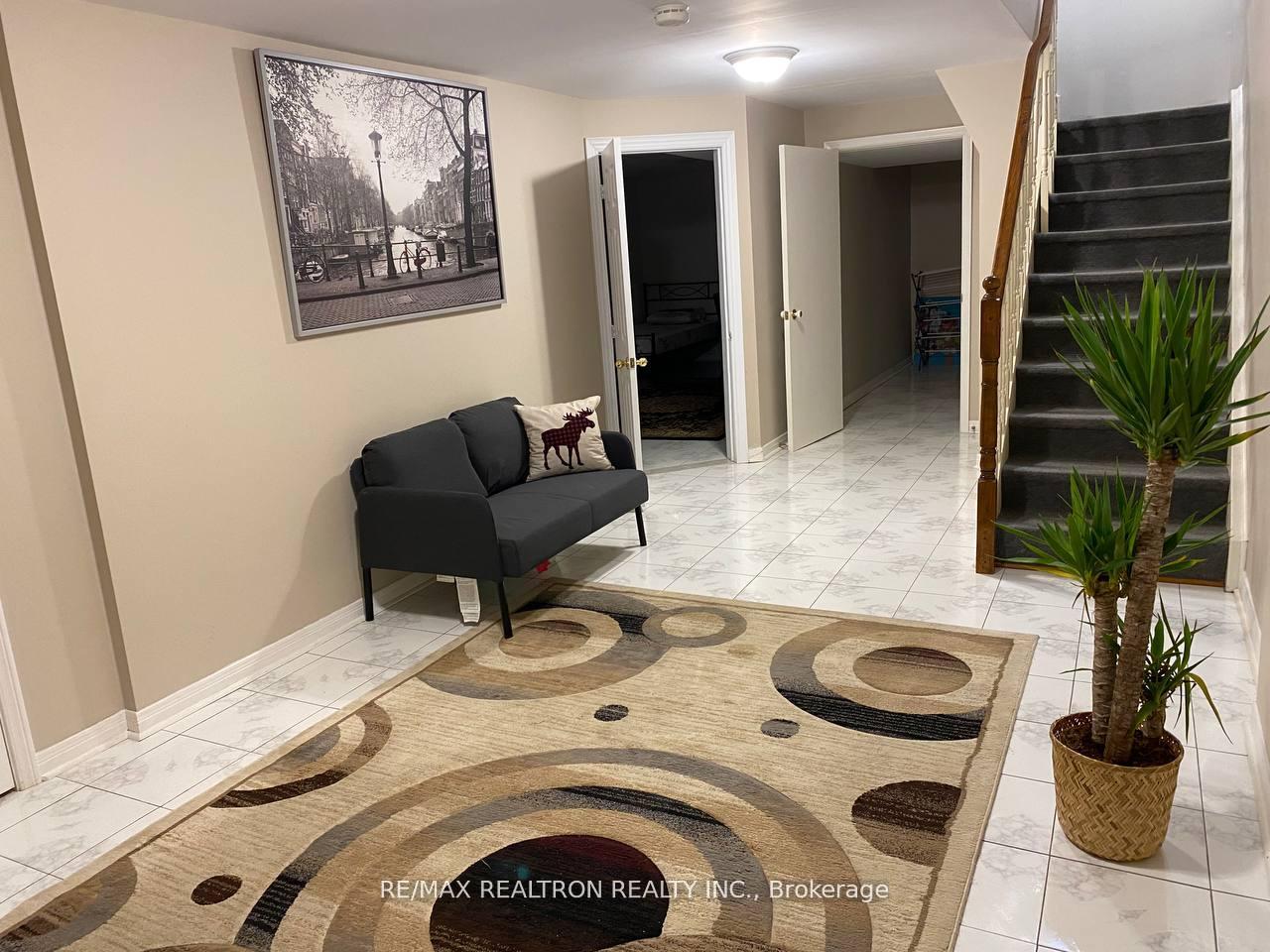 Photo 9 of Unit BSMT, 155 Barrhill Road, Vaughan, Maple — HOMEH