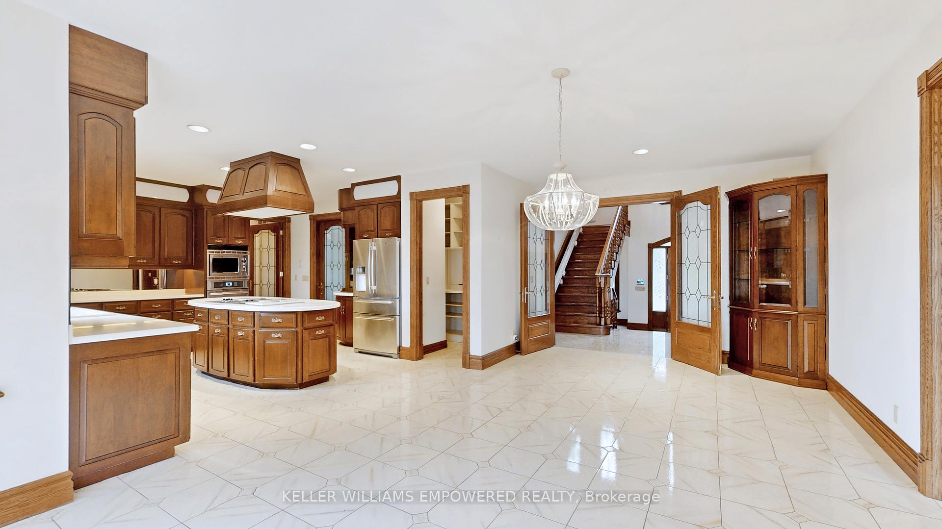 Photo 13 of 25 Quail Run Boulevard, Vaughan, Rural Vaughan — HOMEH