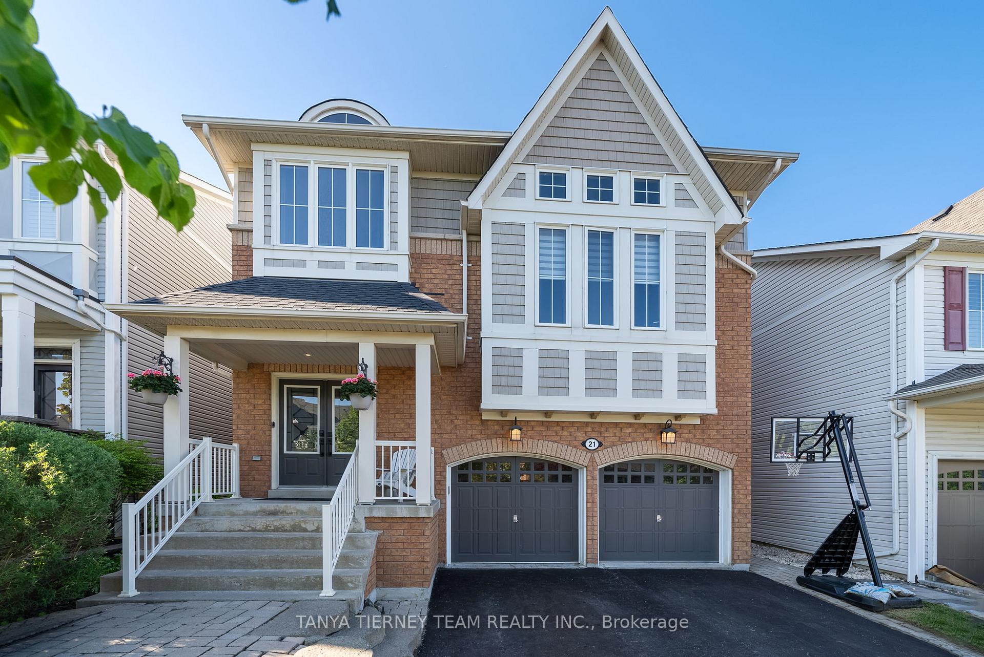 Photo 2 of 21 Eastgate Circle, Whitby, Brooklin — HOMEH