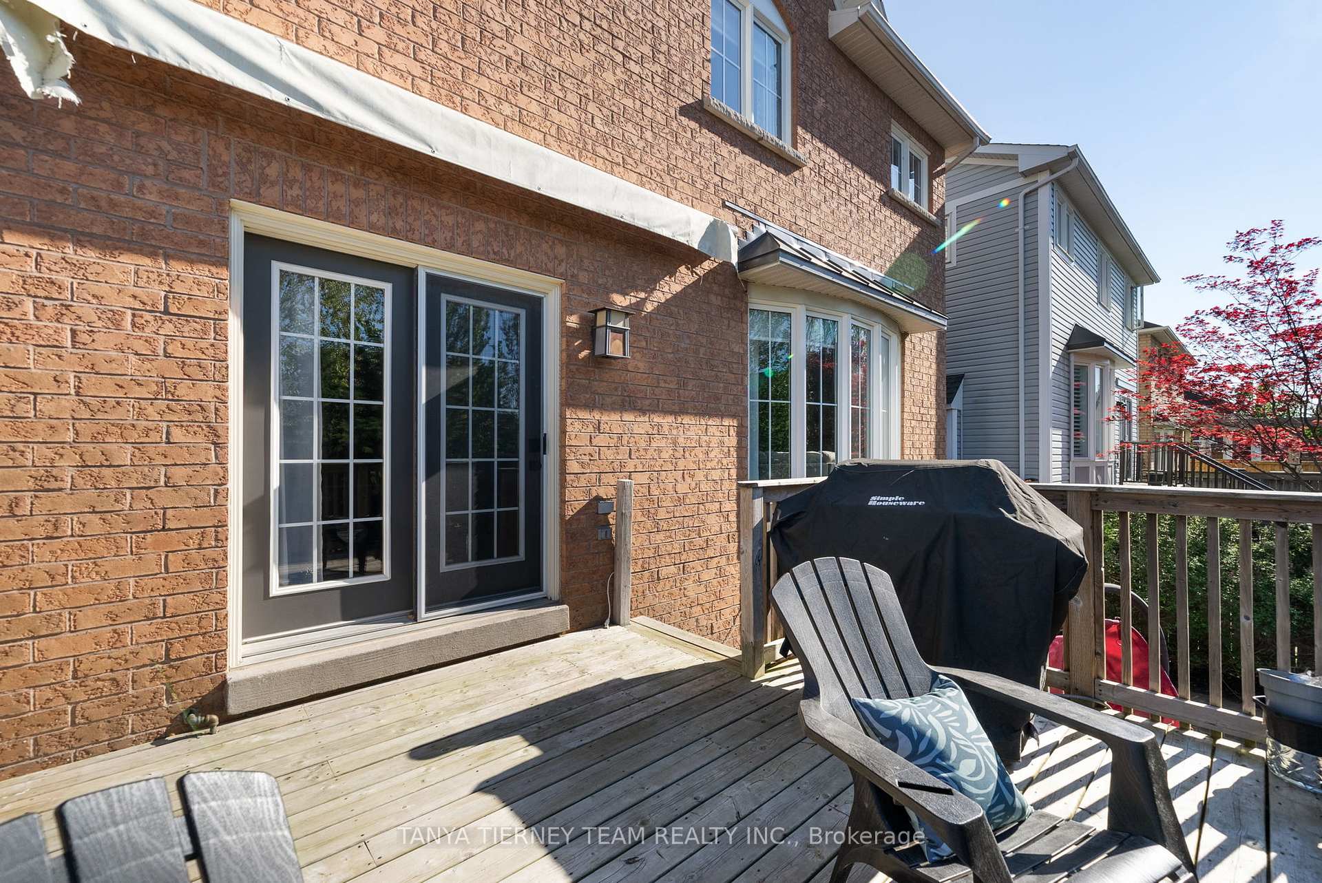 Photo 38 of 21 Eastgate Circle, Whitby, Brooklin — HOMEH