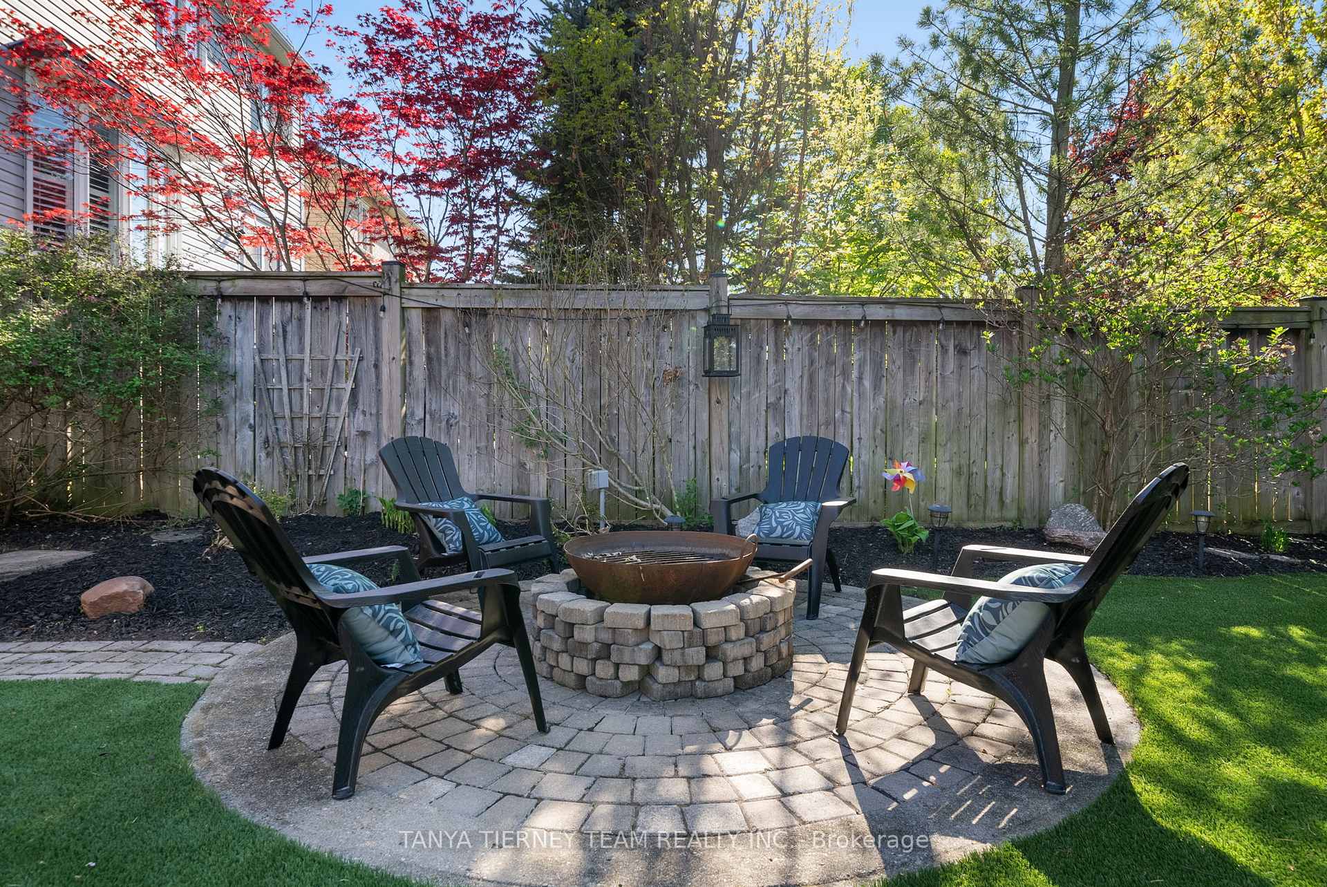 Photo 45 of 21 Eastgate Circle, Whitby, Brooklin — HOMEH