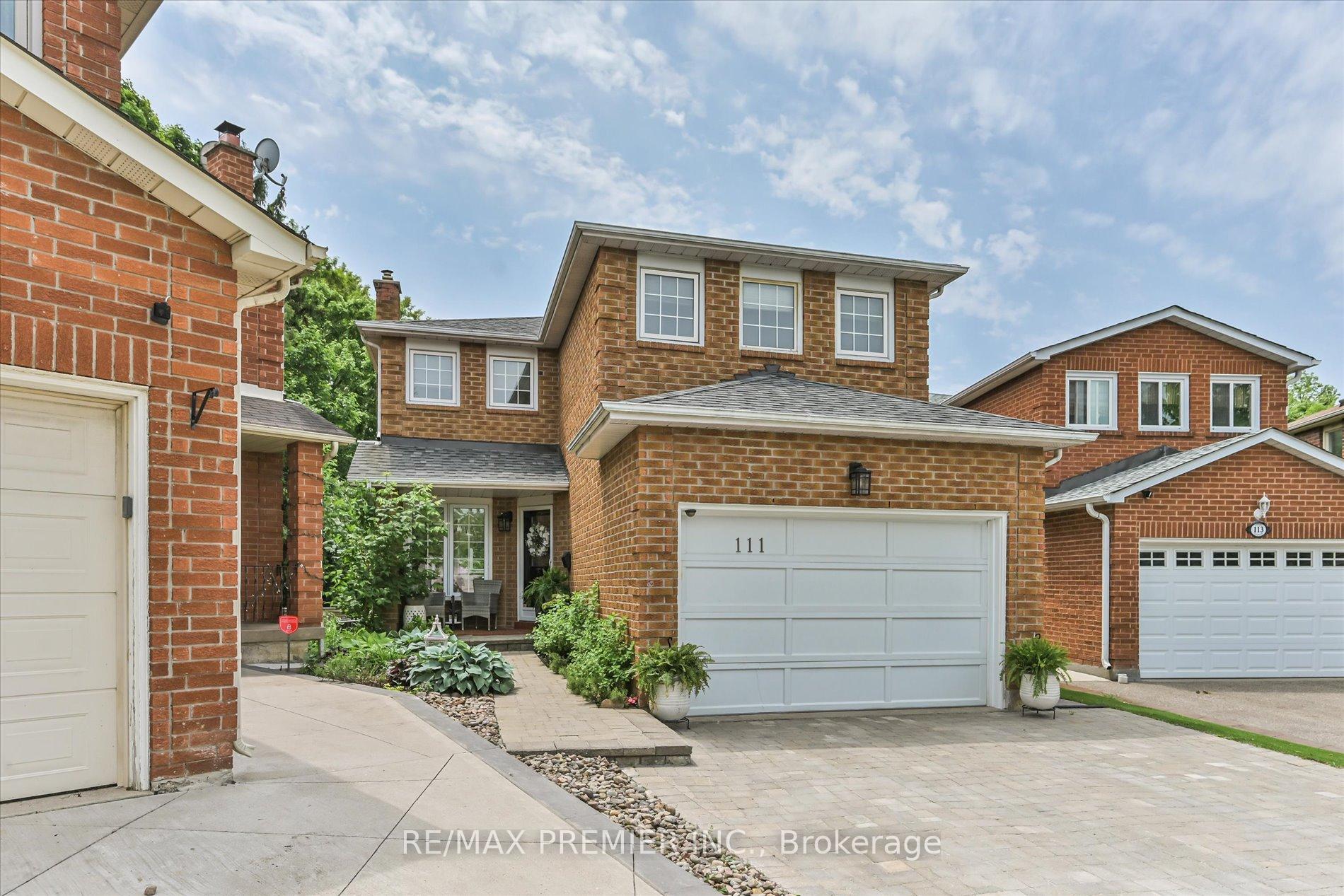 Photo 1 of 111 Coles Avenue, Vaughan, Vaughan Grove — HOMEH