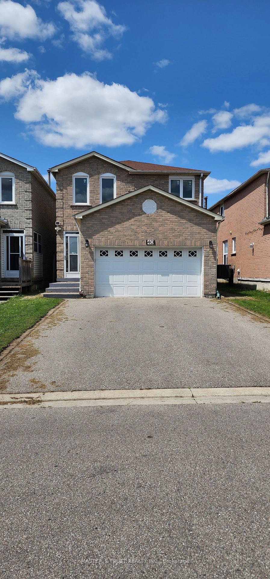 Photo 2 of 40 Page Crescent, Markham, Milliken Mills East — HOMEH