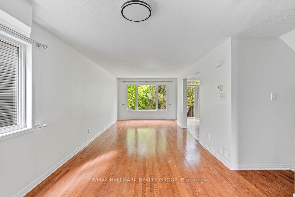 Photo 4 of 217 Vision Street, Ottawa, Riverside South/Gloucester Glen — HOMEH