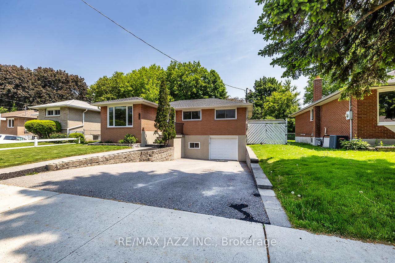 Photo 1 of 145 Lupin Drive, Whitby, Downtown Whitby — HOMEH