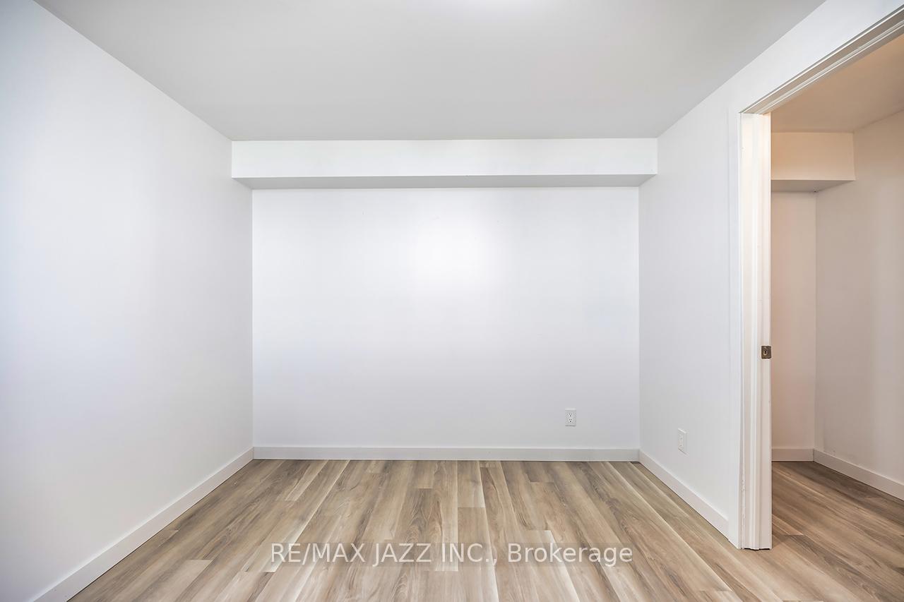 Photo 26 of 145 Lupin Drive, Whitby, Downtown Whitby — HOMEH