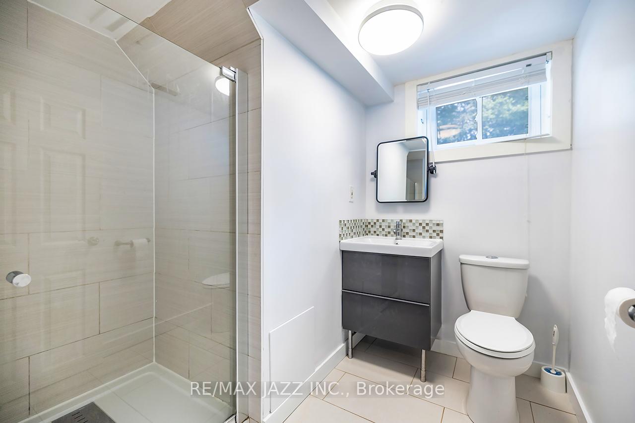 Photo 28 of 145 Lupin Drive, Whitby, Downtown Whitby — HOMEH