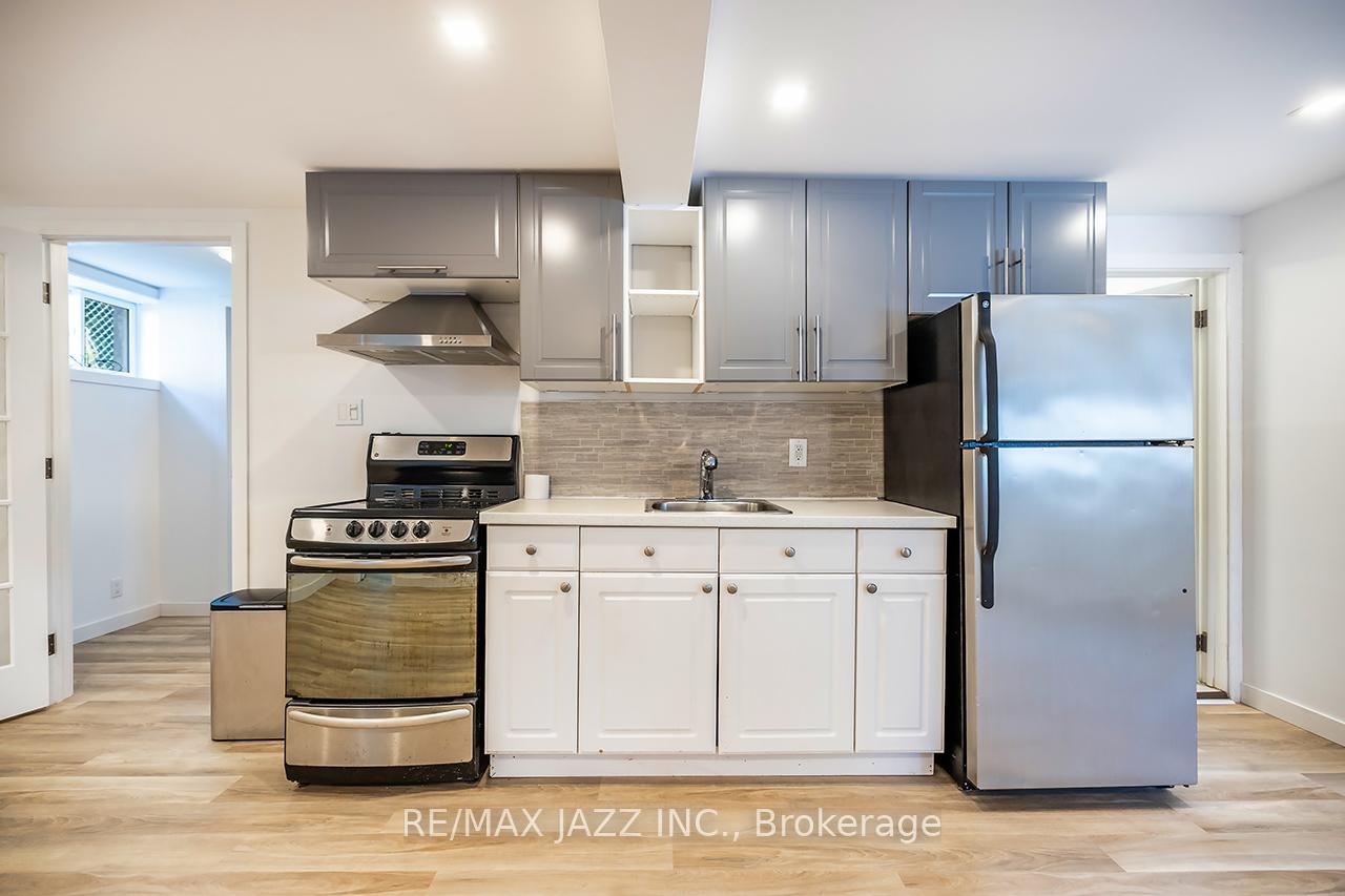 Photo 33 of 145 Lupin Drive, Whitby, Downtown Whitby — HOMEH
