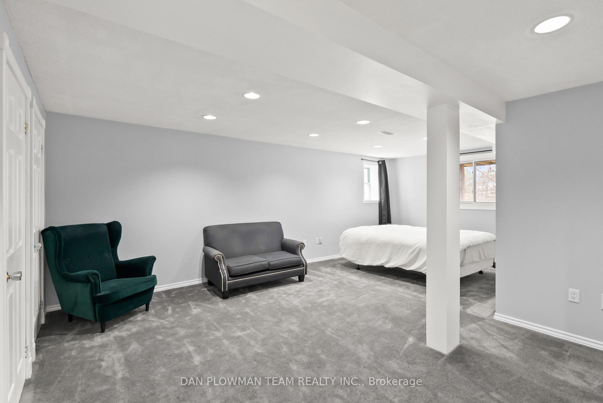 Photo 27 of 16 Greenview Court, Whitby, Blue Grass Meadows — HOMEH