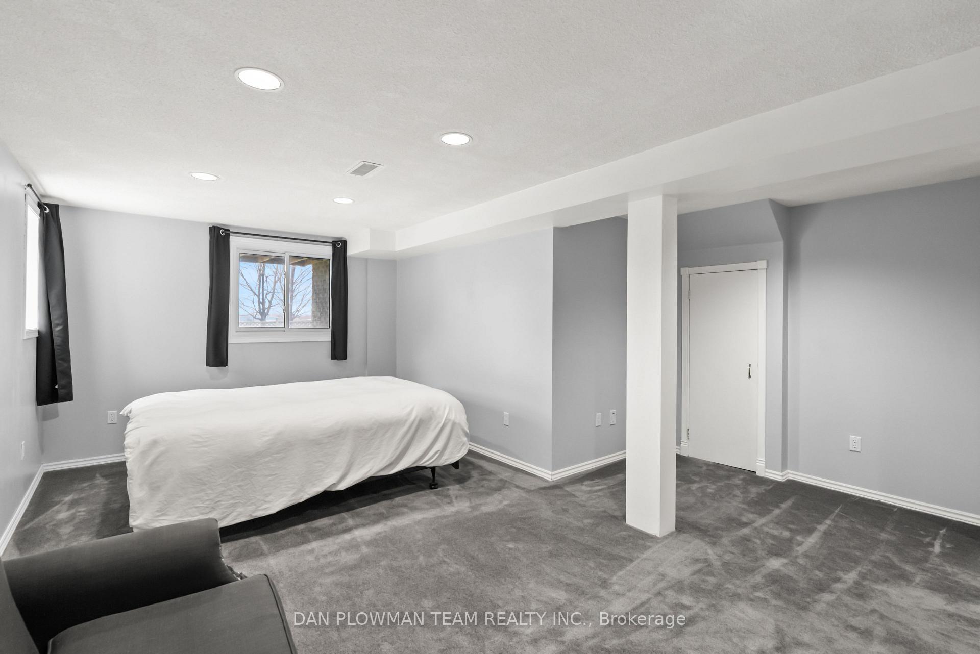 Photo 28 of 16 Greenview Court, Whitby, Blue Grass Meadows — HOMEH