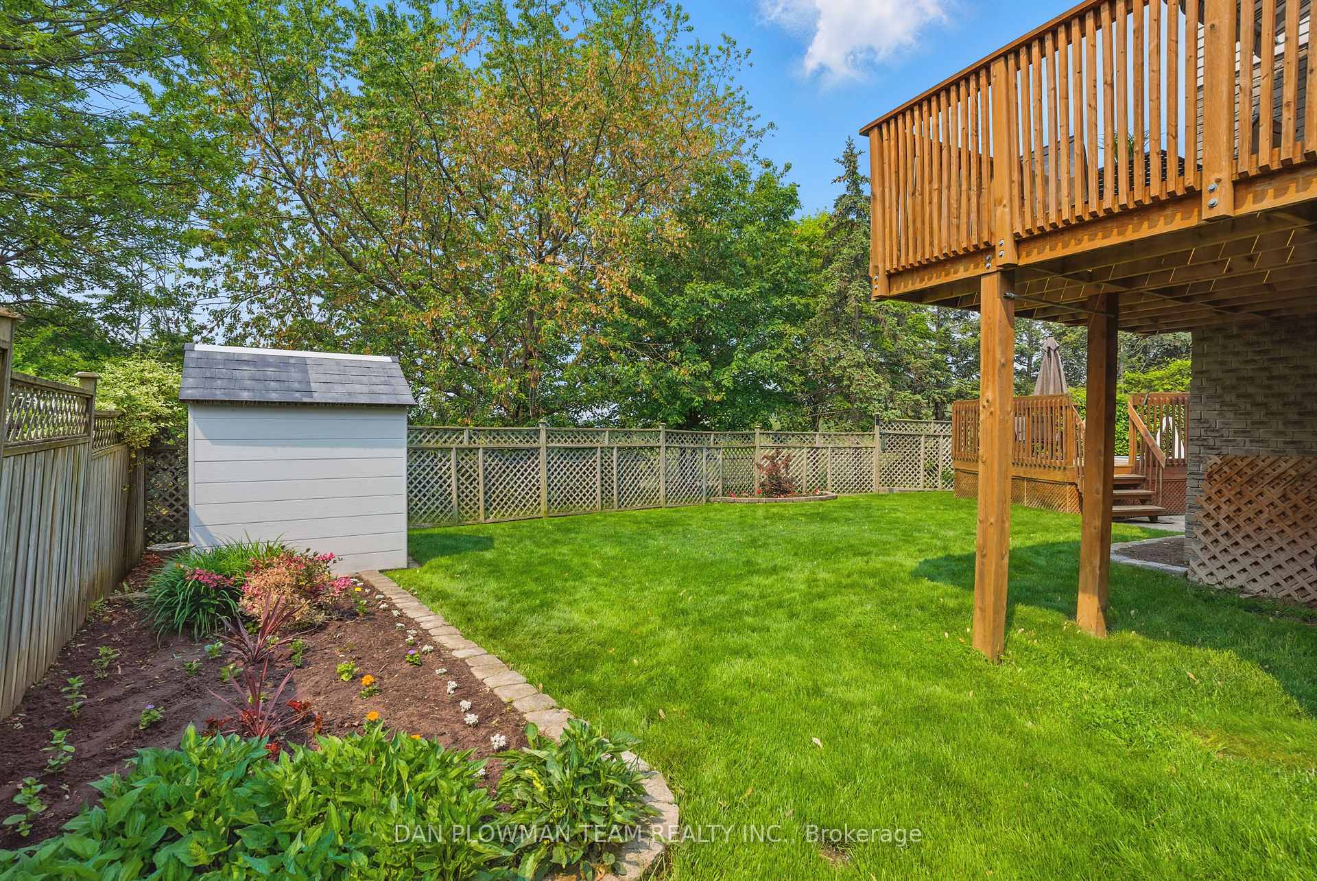 Photo 33 of 16 Greenview Court, Whitby, Blue Grass Meadows — HOMEH