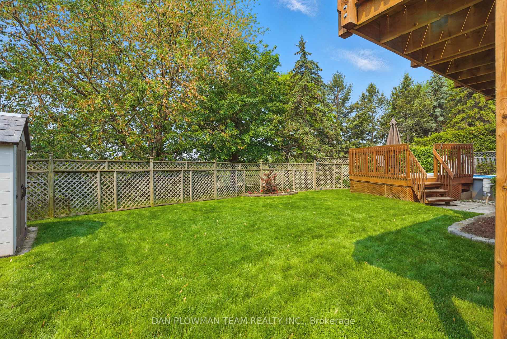 Photo 36 of 16 Greenview Court, Whitby, Blue Grass Meadows — HOMEH