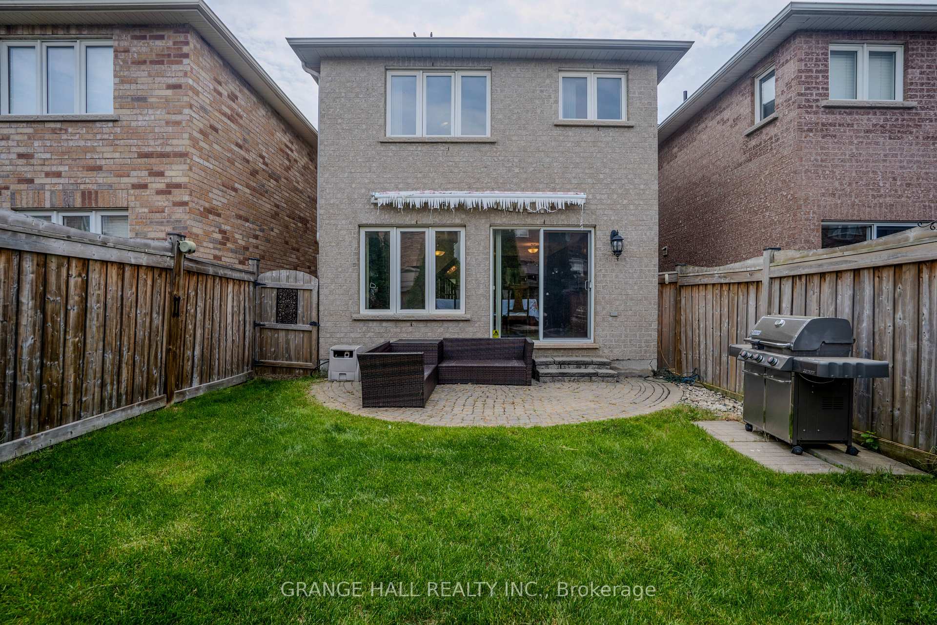 Photo 23 of 102 Venice Gate Drive, Vaughan, Vellore Village — HOMEH