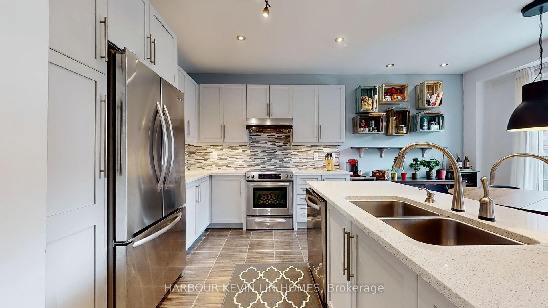 Photo 12 of 21 Freesia Road, Markham, Victoria Manor-Jennings Gate — HOMEH