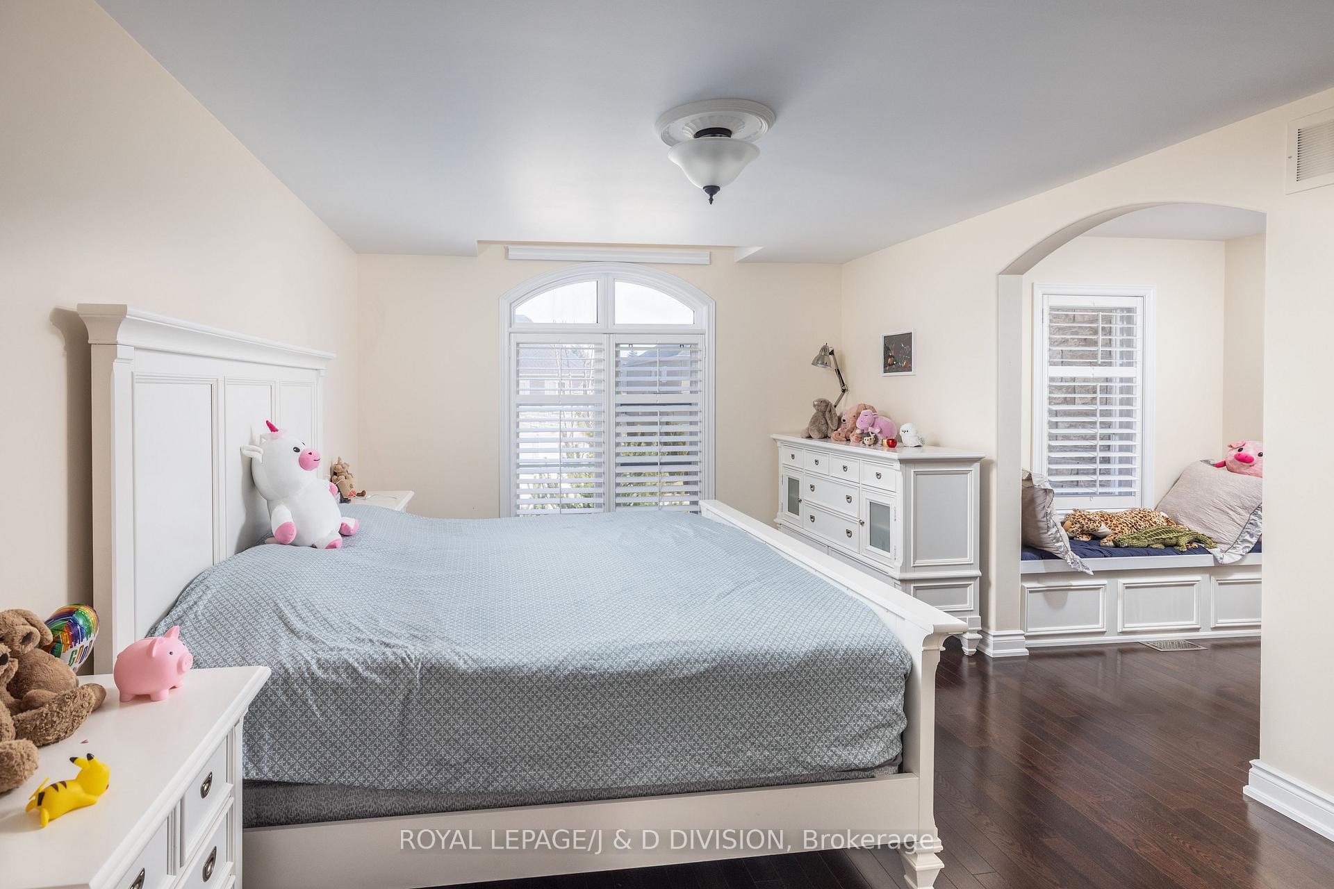 Photo 24 of 218 Flamingo Road, Vaughan, Uplands — HOMEH