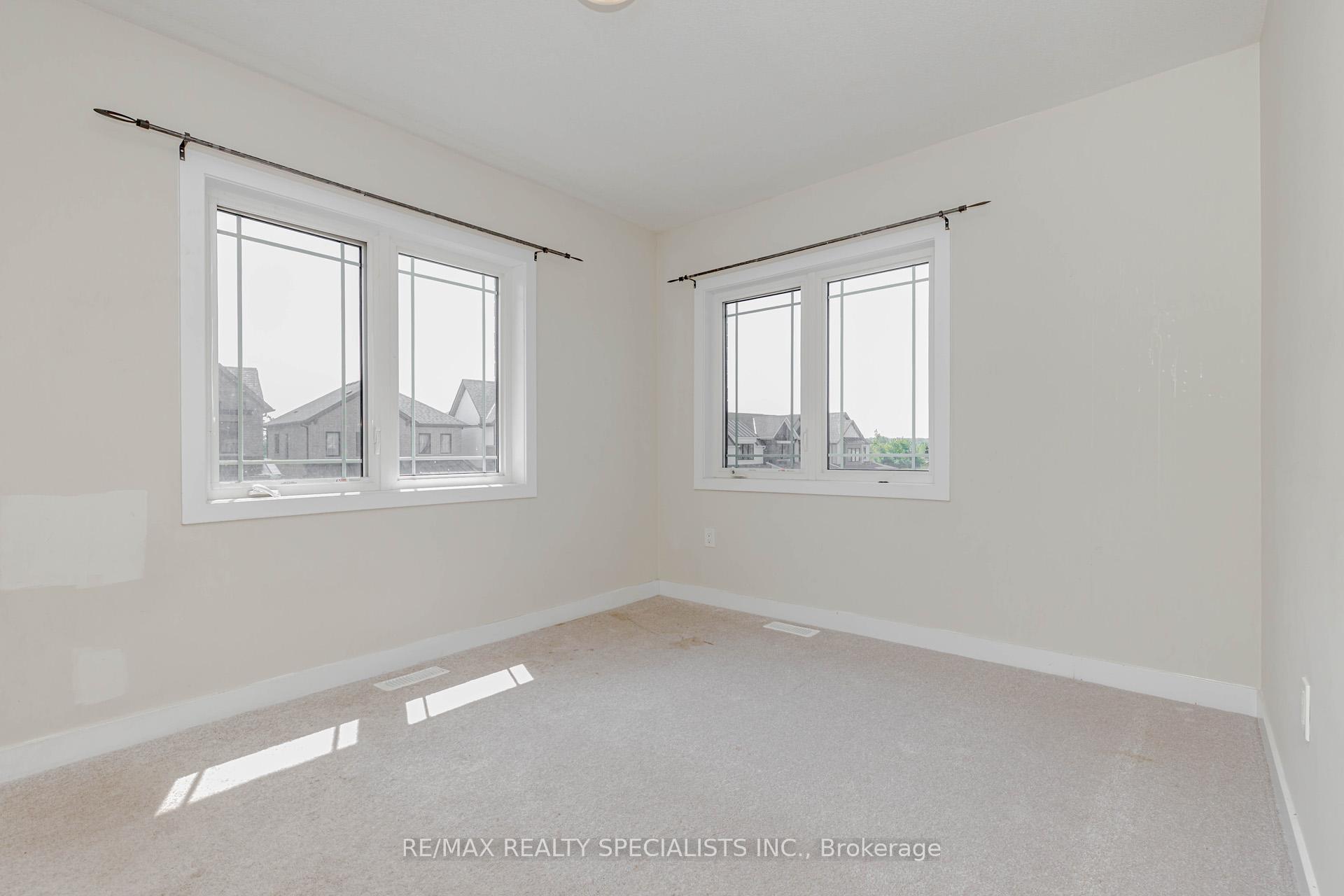 Photo 25 of 8 Stern Drive, Welland, Dain City — HOMEH