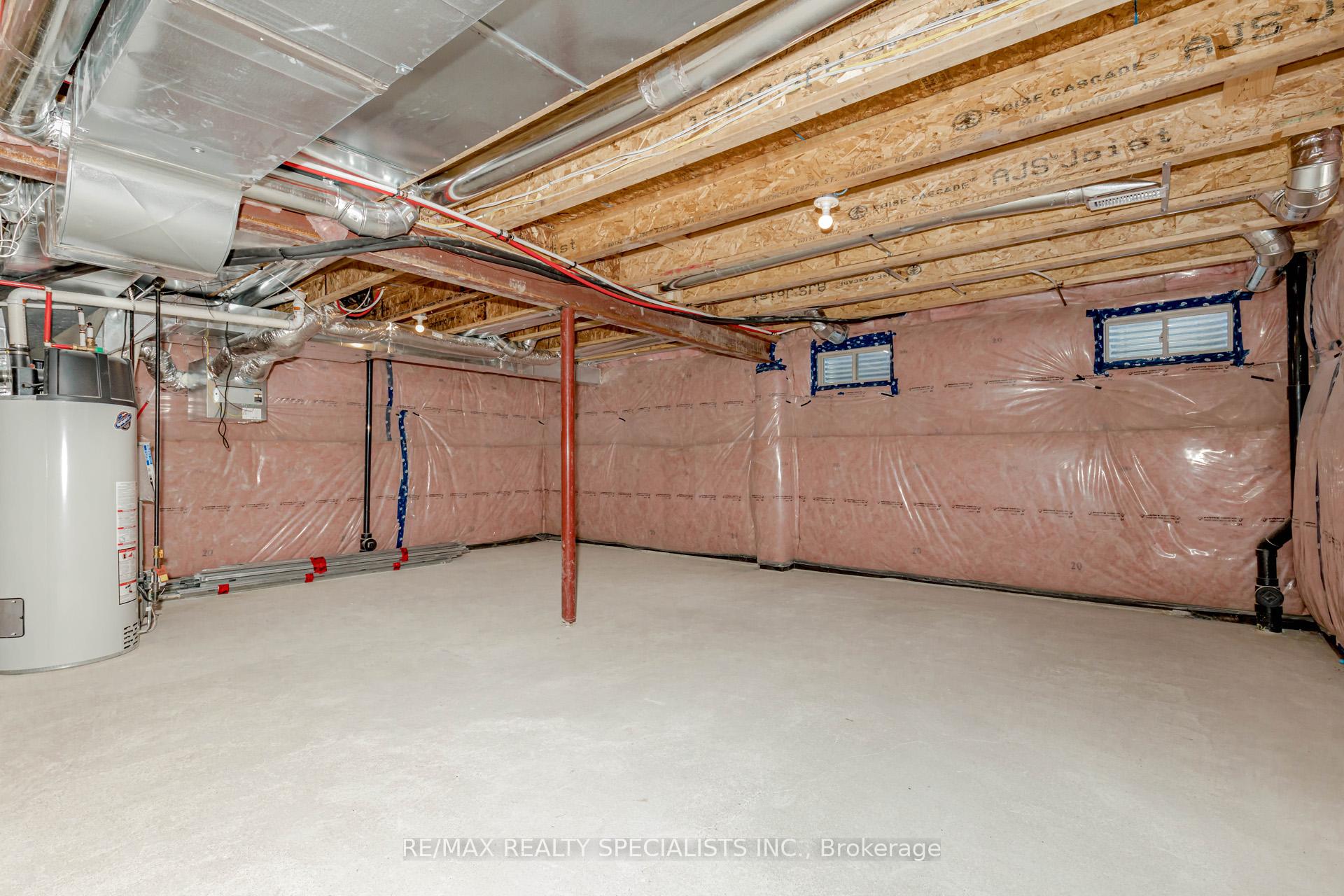 Photo 27 of 8 Stern Drive, Welland, Dain City — HOMEH