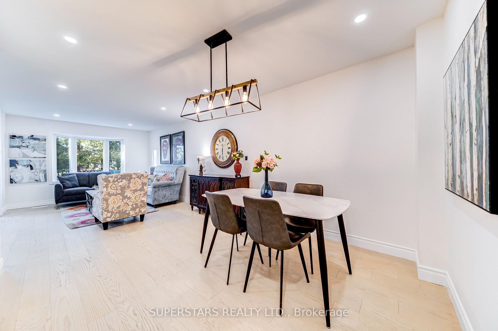 Photo 5 of 42 Wickham Court, Markham, Milliken Mills East — HOMEH