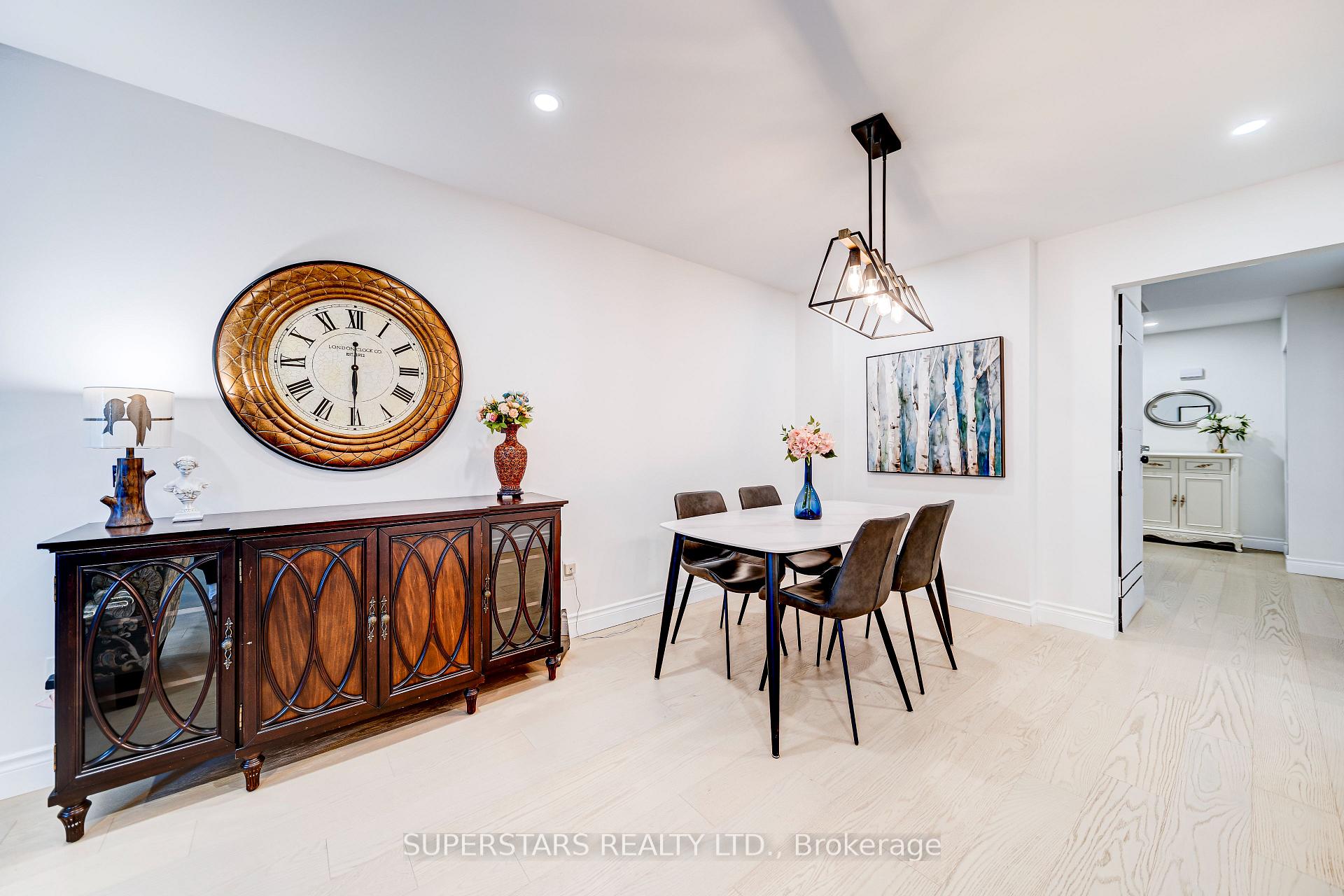 Photo 6 of 42 Wickham Court, Markham, Milliken Mills East — HOMEH