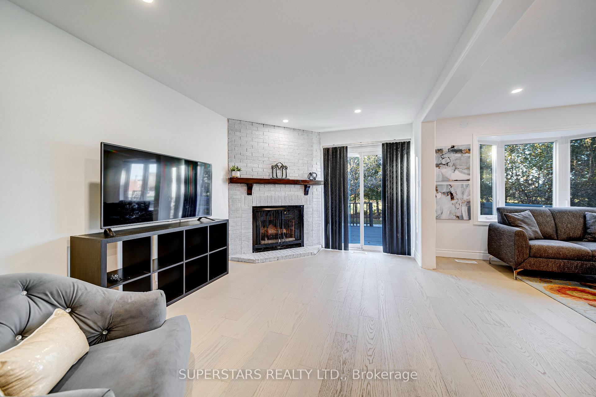 Photo 7 of 42 Wickham Court, Markham, Milliken Mills East — HOMEH