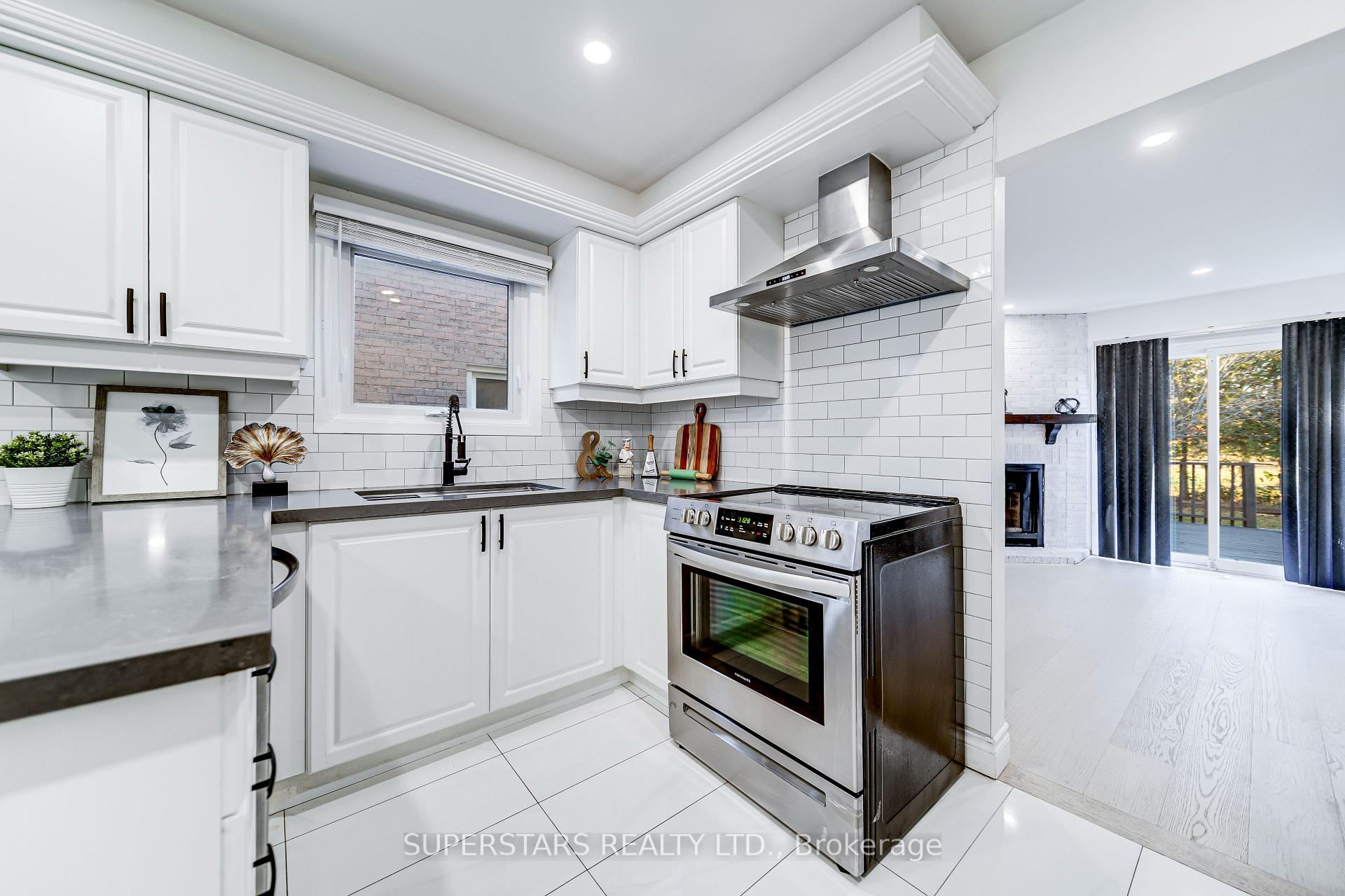 Photo 10 of 42 Wickham Court, Markham, Milliken Mills East — HOMEH