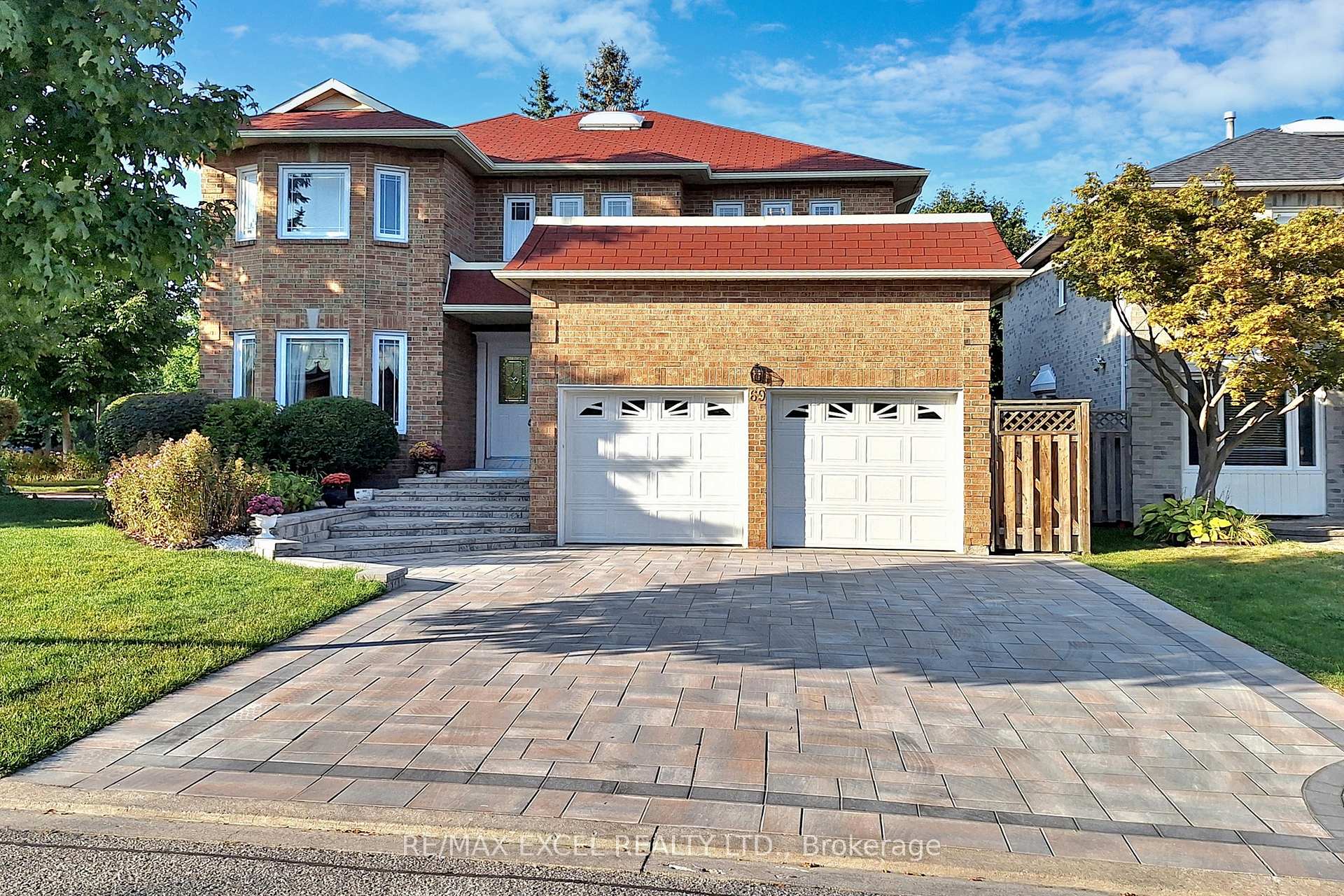 Front of 69 Nadine Crescent