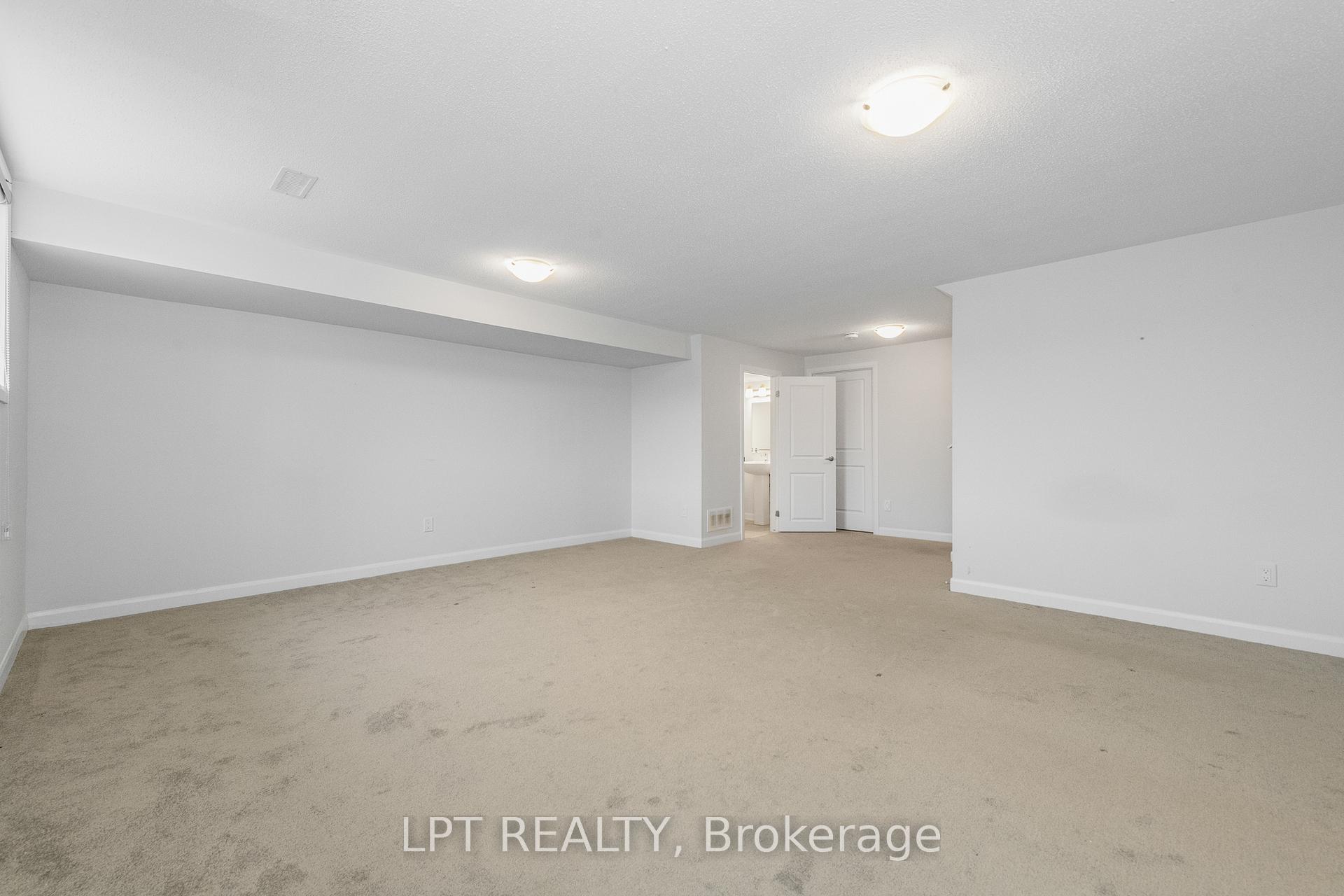Photo 21 of 105 Teelin Circle, Ottawa, Barrhaven - Half Moon Bay — HOMEH