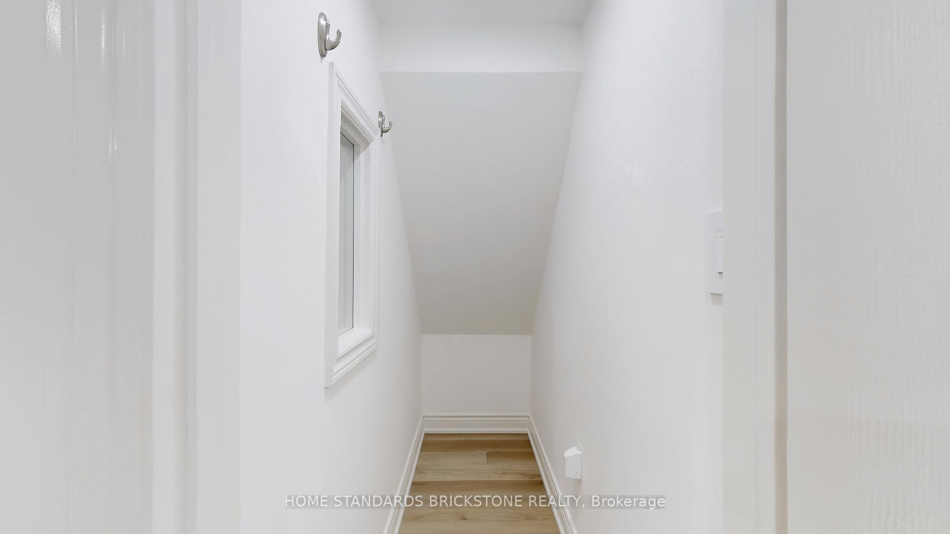 Photo 24 of 20 Brownstone Circle, Vaughan, Crestwood-Springfarm-Yorkhill — HOMEH